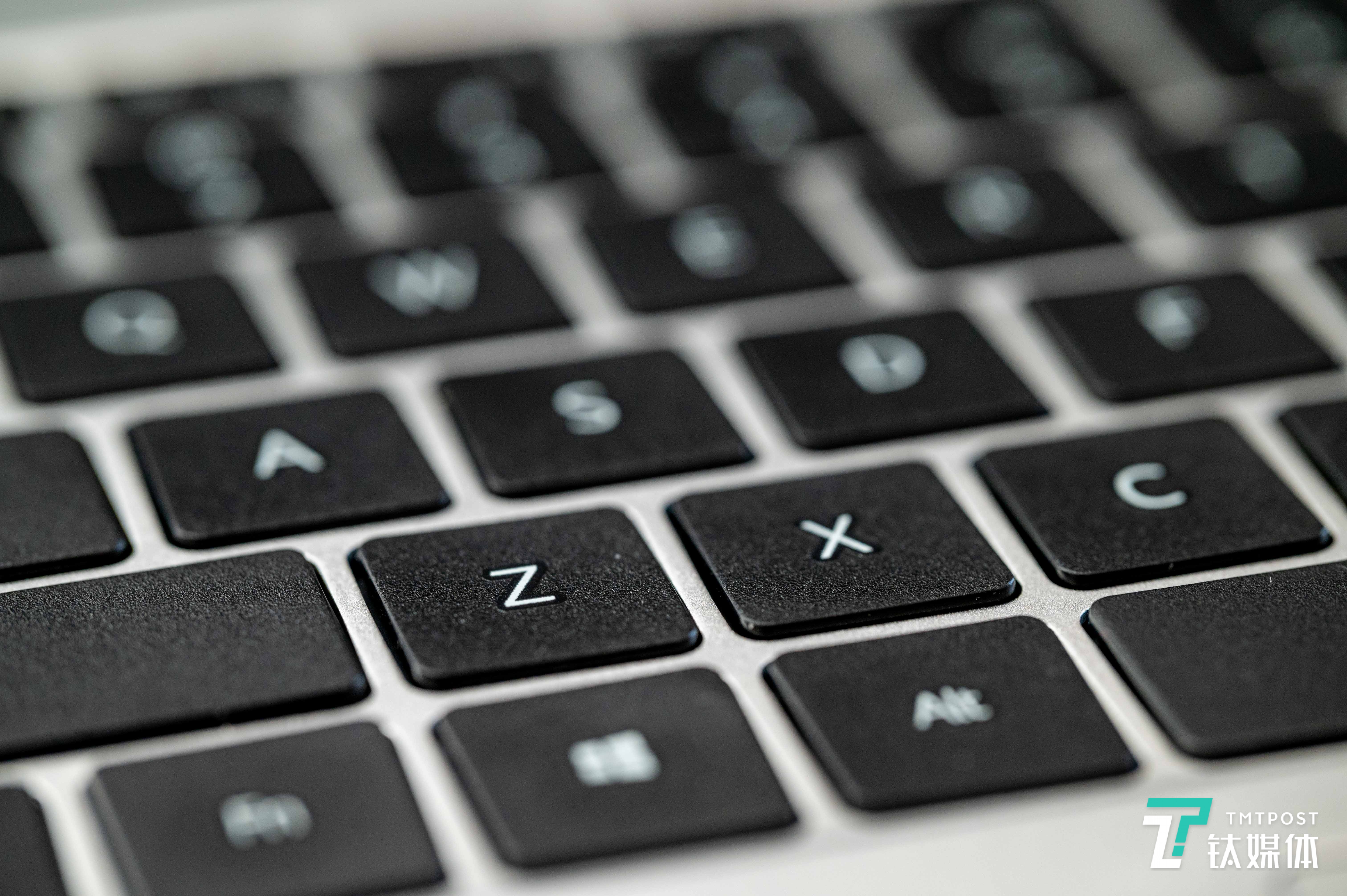 按键做了磨砂处理