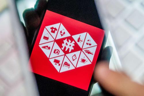 【钛晨报】脉脉回应“拼多多员工匿名发帖被辞退”，当事人：被赶出公司仅30分钟；北京即日起乘坐出租车、网约车要扫健康码；李斌称蔚来的长期竞争对手是苹果