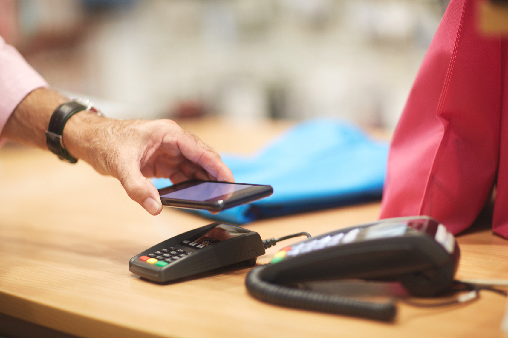 消费主义大张旗鼓，互联网再无技术创新？