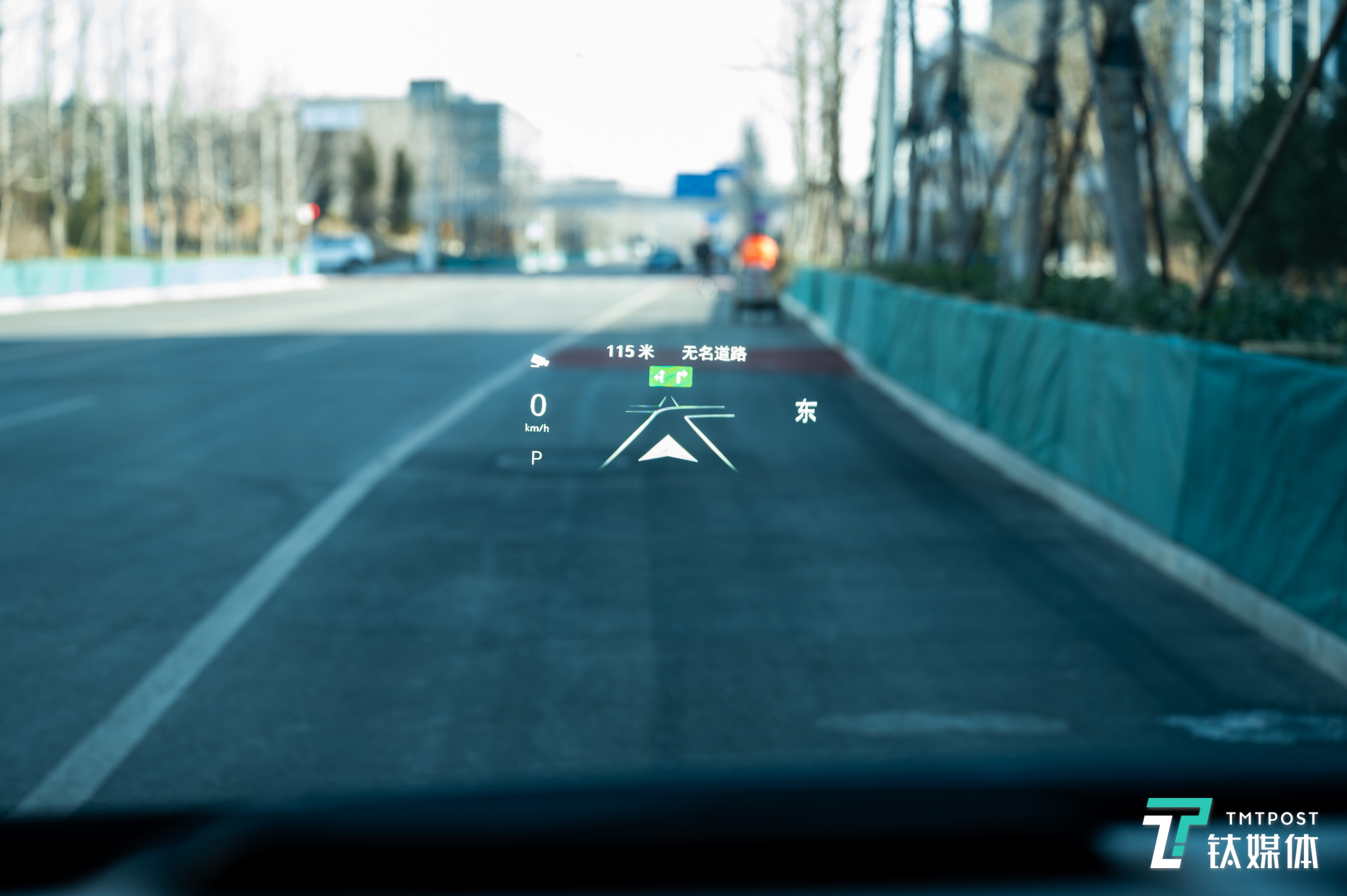 丰富的HUD显示信息