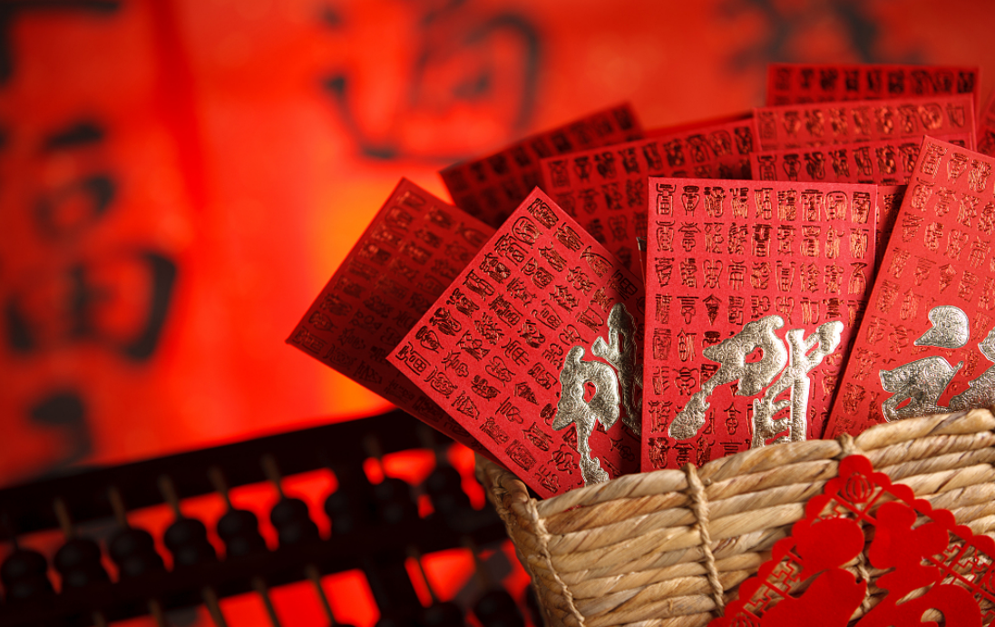 年轻人，该学会自己过年了