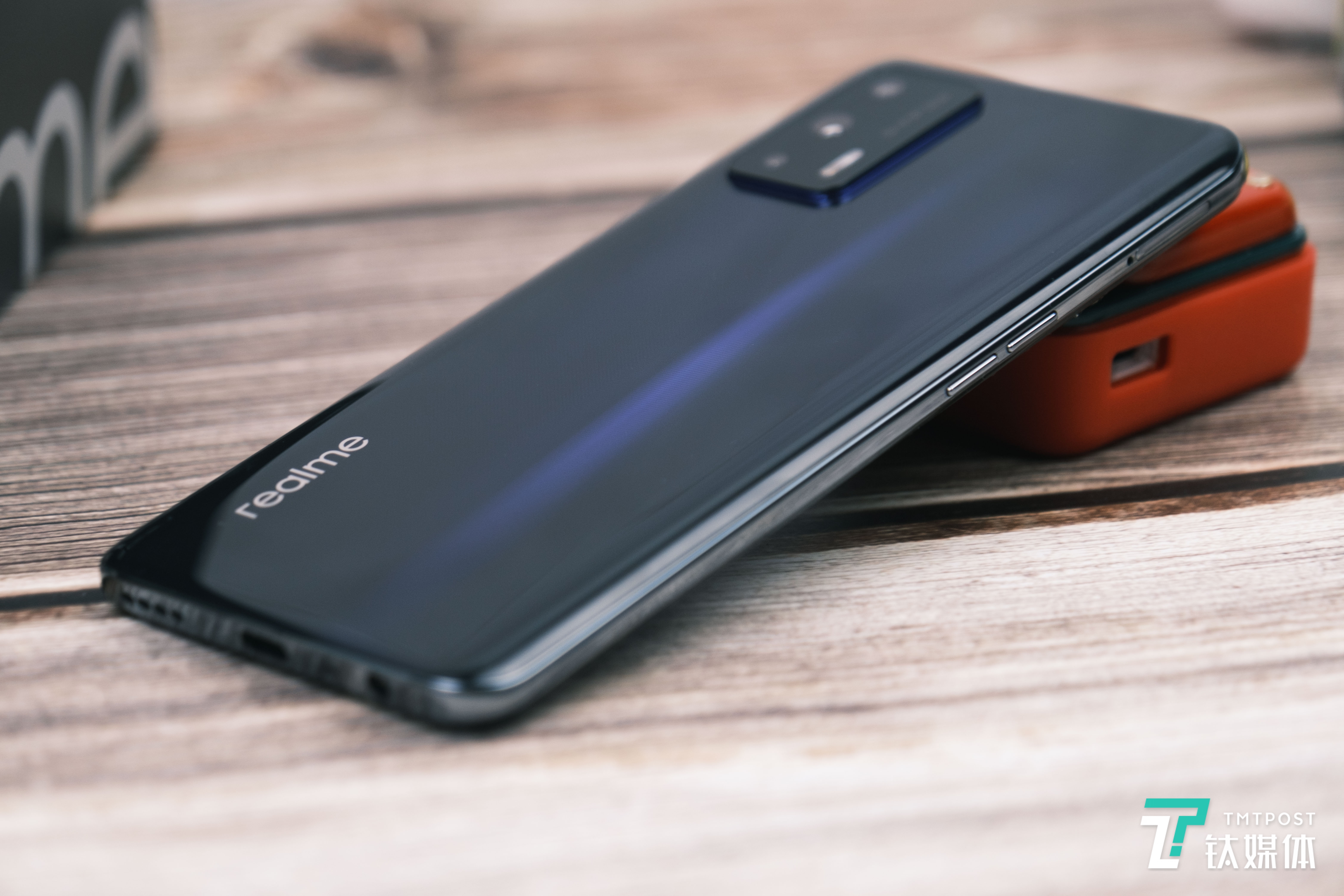 realme GT侧面按键