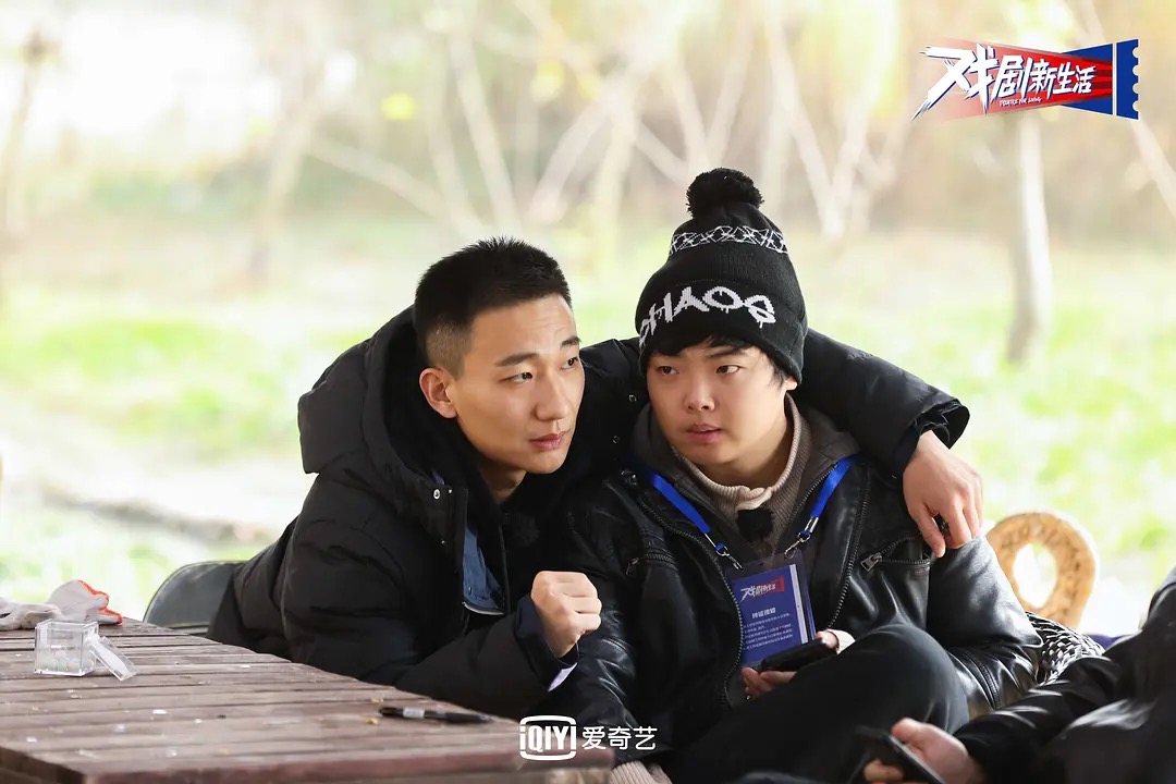 好评一边倒的《戏剧新生活》，为何没成《声入人心》第二？