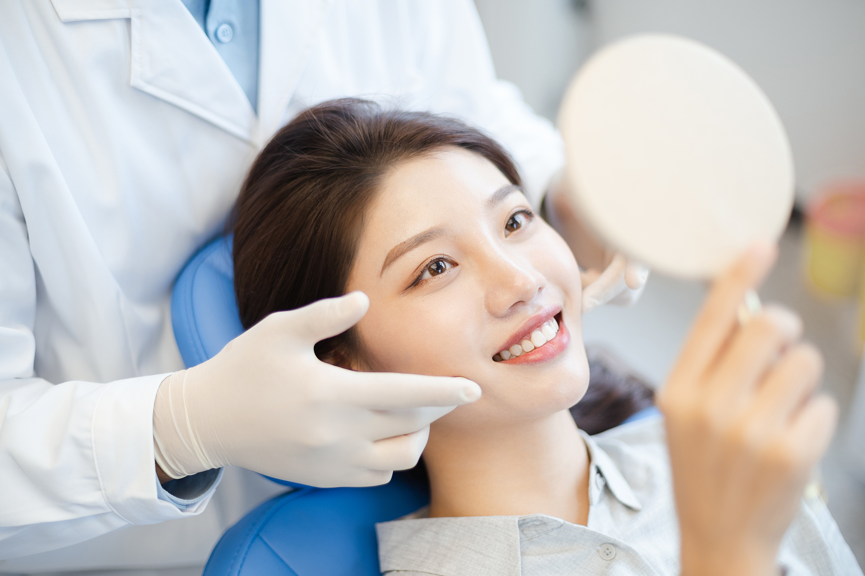 牙齿美容背后：10万机构争抢17万医生，8成患者遭遇假医生