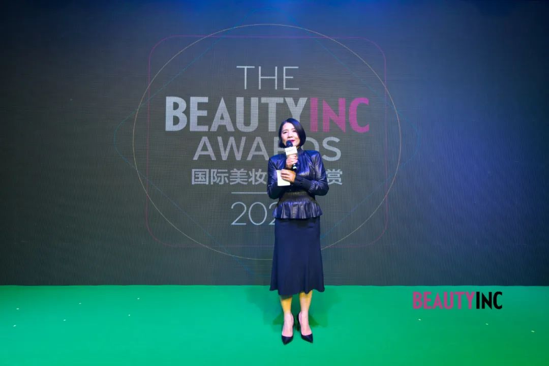 WWD China 联合创始人、策略负责人杨玟女士发表开幕致辞