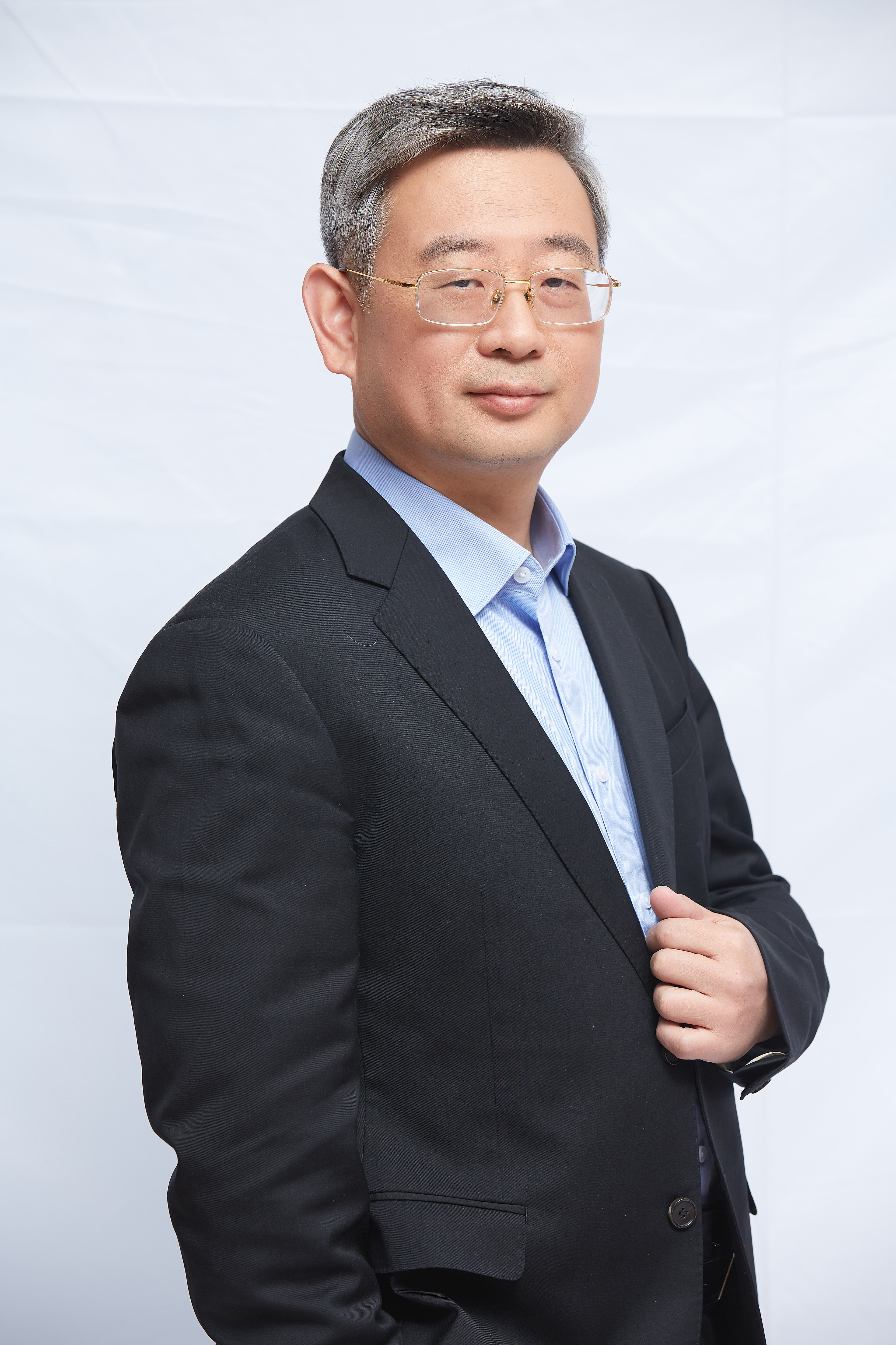 IBM合伙人, 全球企业咨询服务部大中华区金融核心锐变团队总经理、中国区金融行业总经理范斌