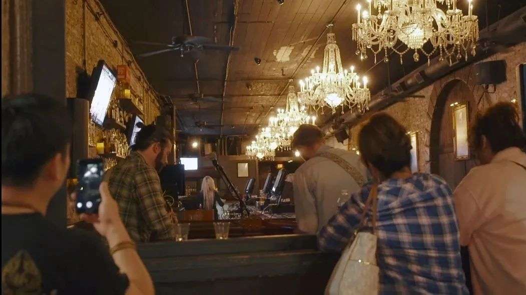 布衣乐队纪录片《21号公路》