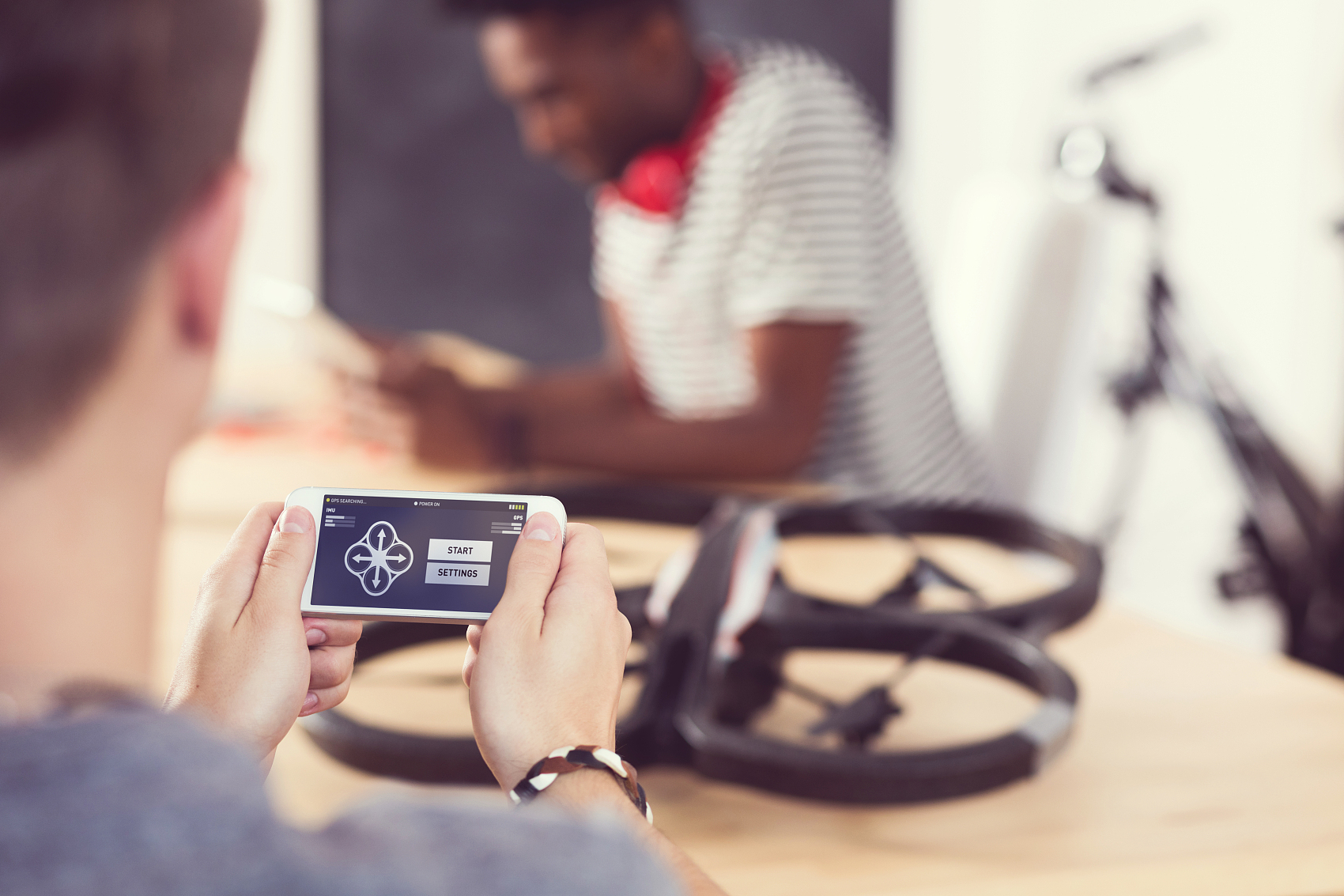 游戏的焦虑：市场、舆论和责任