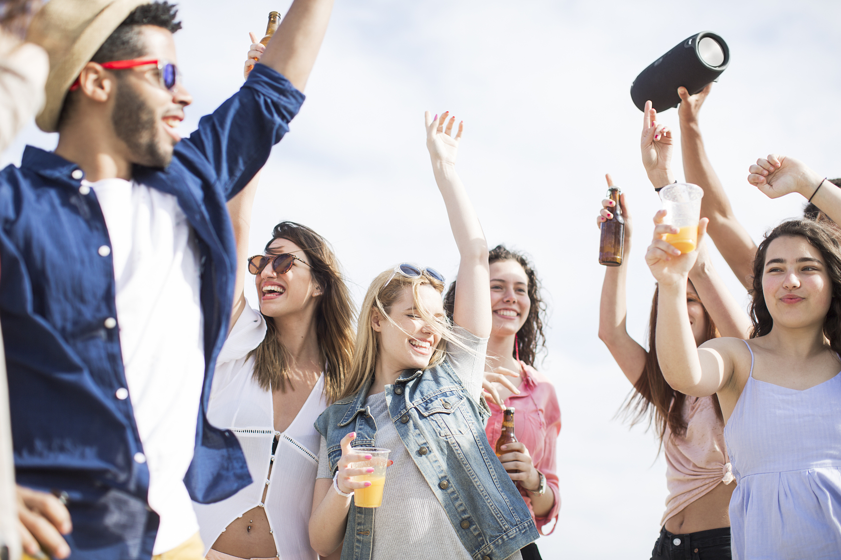 为了混“圈子”，年轻人有多敢花钱？