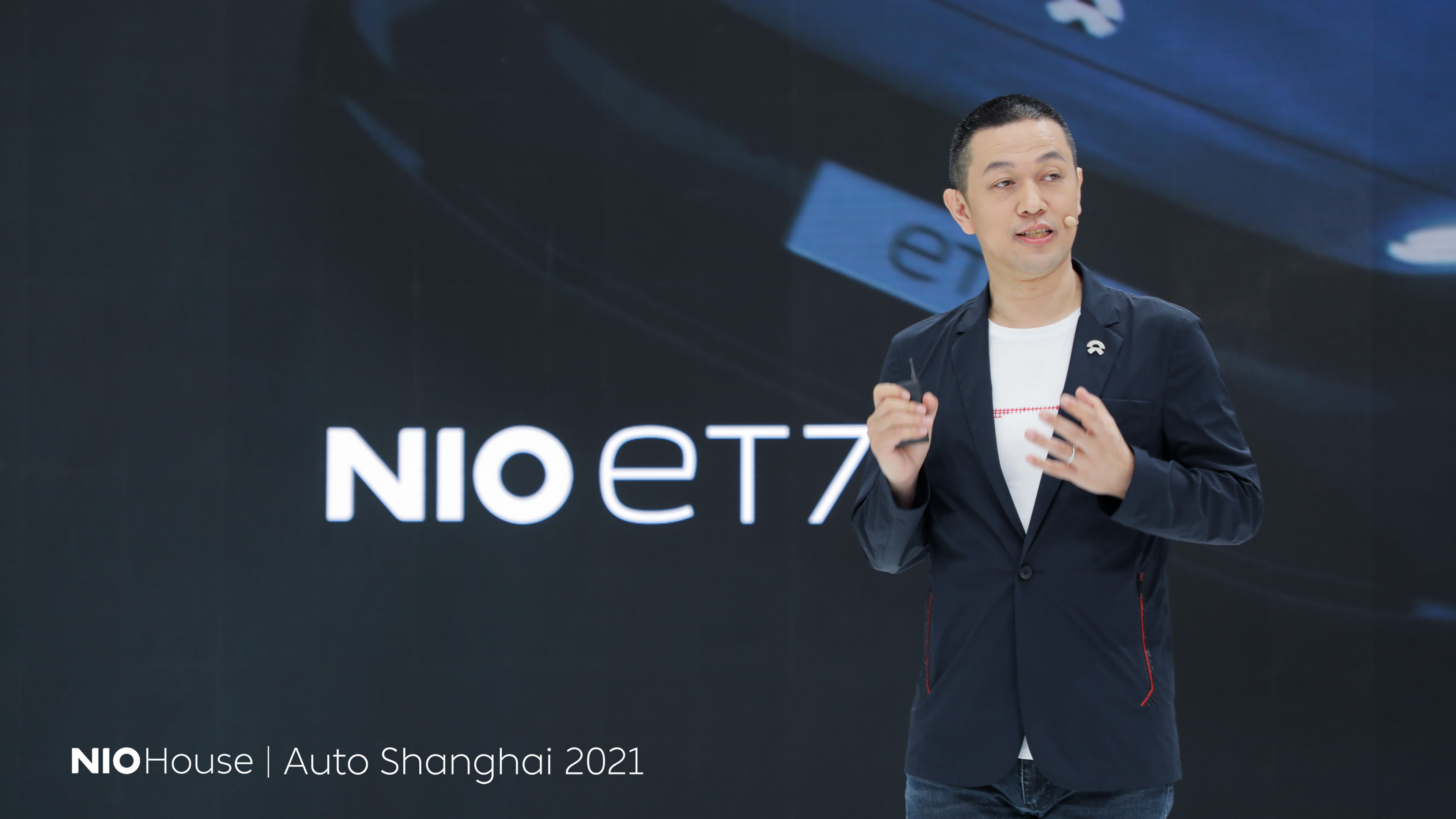 蔚来李斌：2025迎来决战年，产品进化终极形态