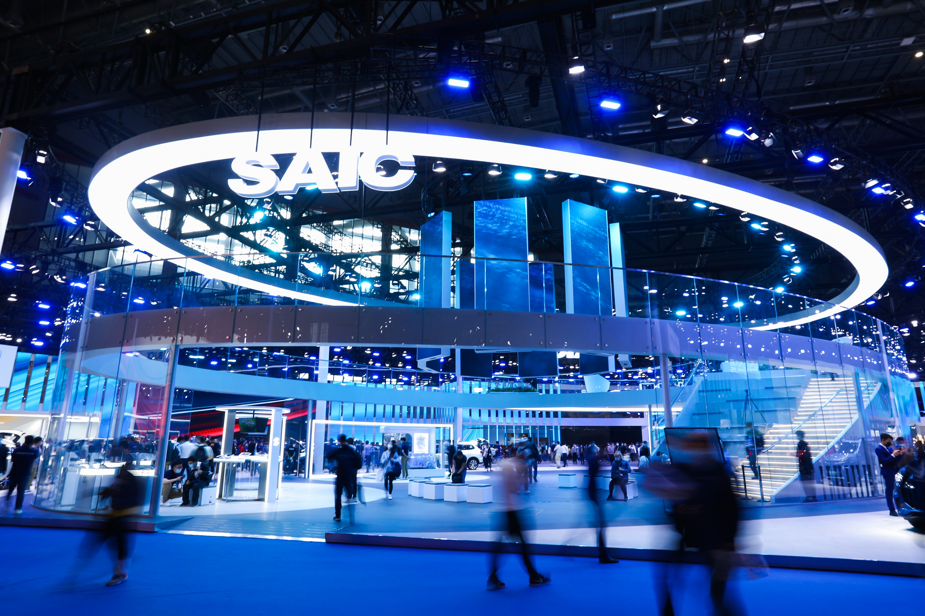 拥抱变化，上汽向智能化全面进击