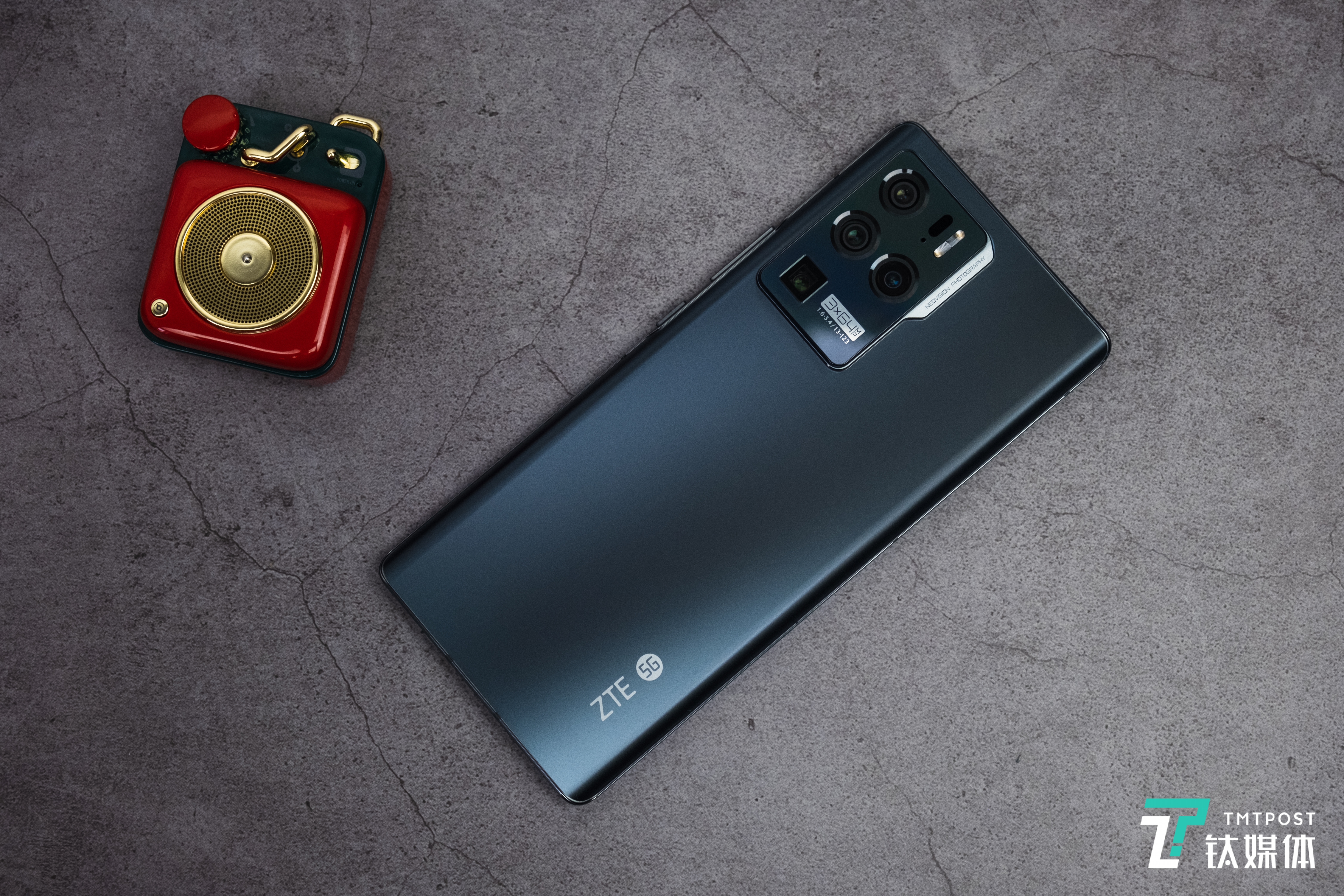 后置摄像头模组