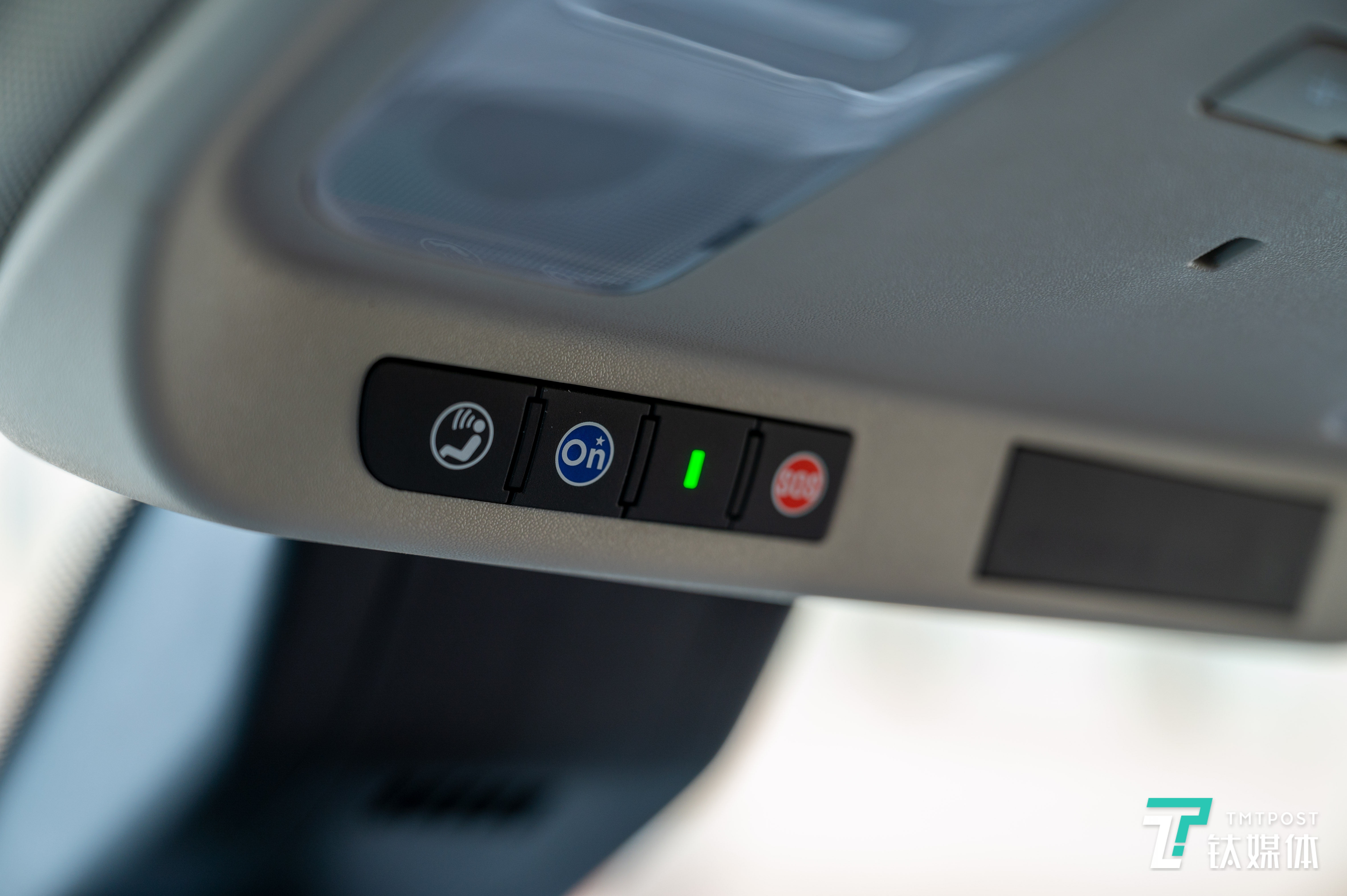 一键呼叫人工服务