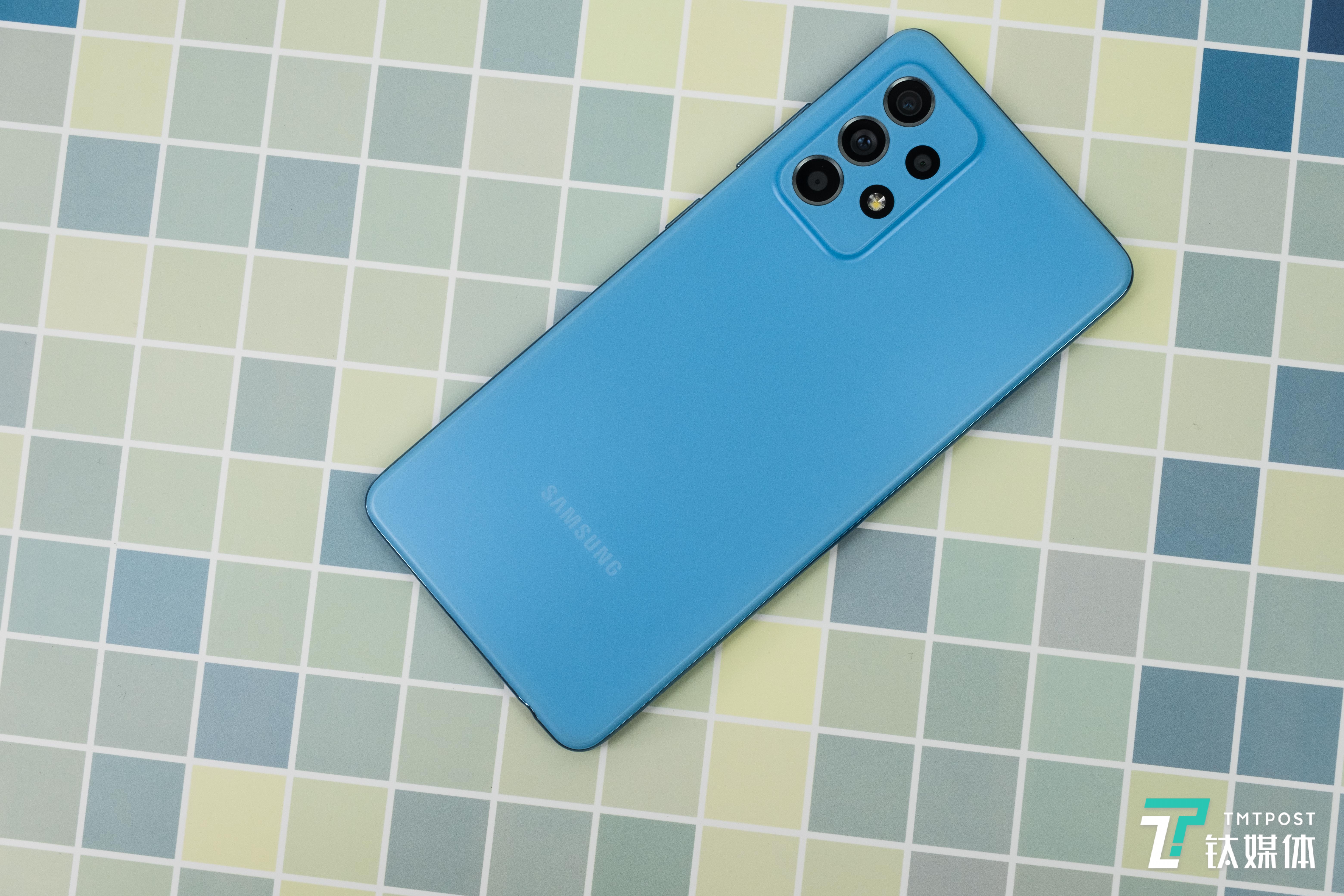 三星Galaxy A52 5G-氧气蓝后盖