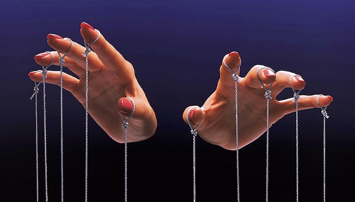 “叶飞爆料门”始末：以前用镰刀割韭菜，现在用联合收割机了