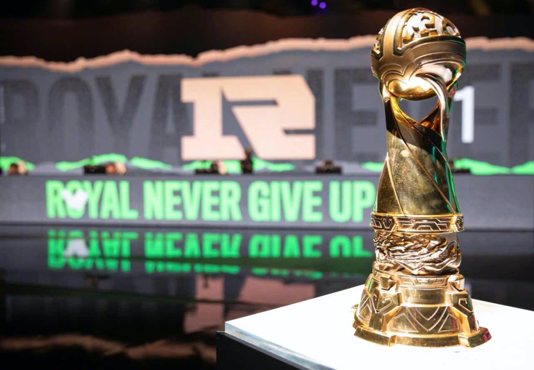 RNG重回王座，LPL永不言弃