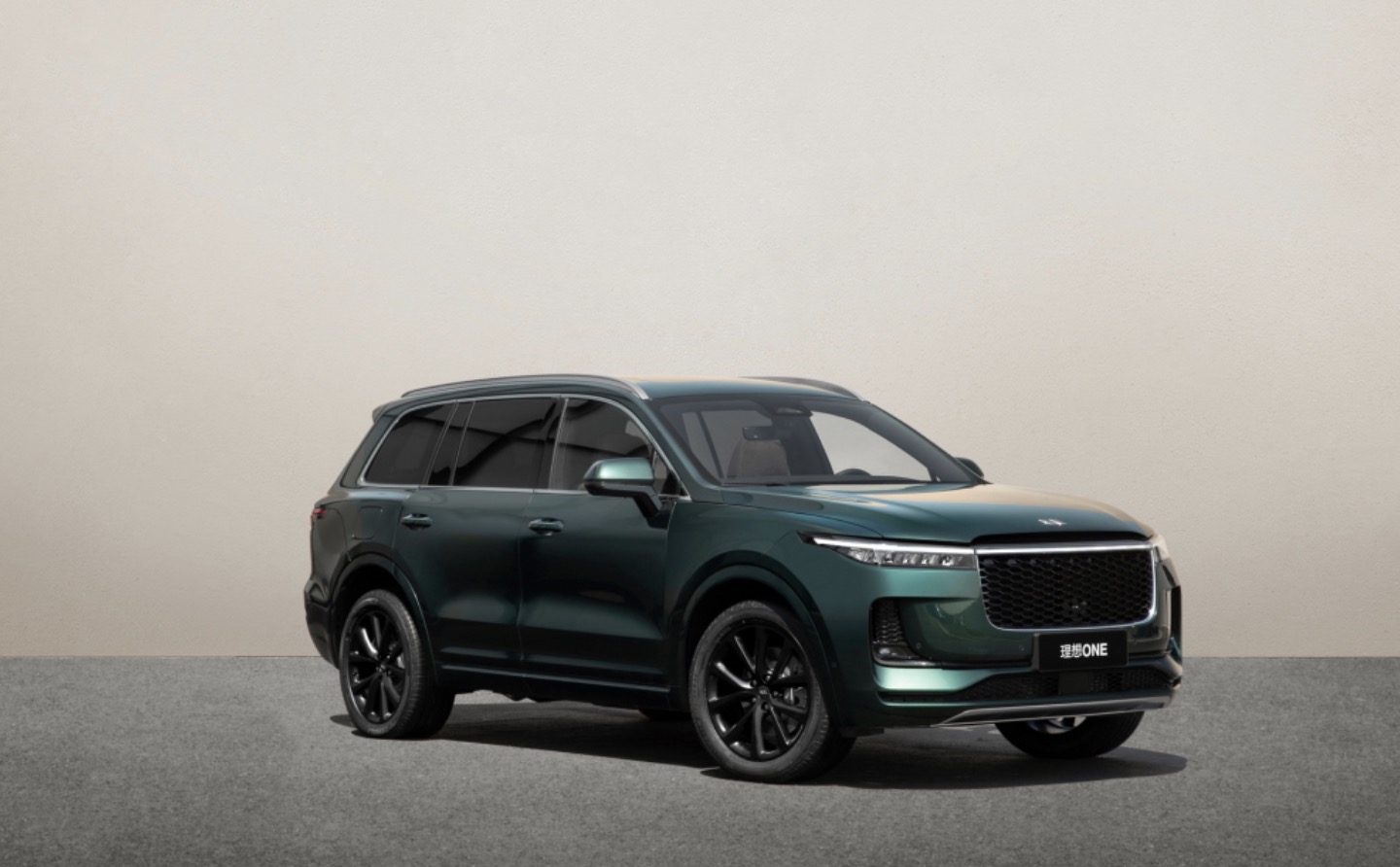 一季度净亏3.6亿元，9月销量要破万，理想汽车凭什么？