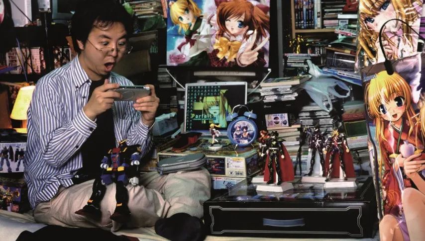 为了讨好二次元玩家，厂商们骑虎难下