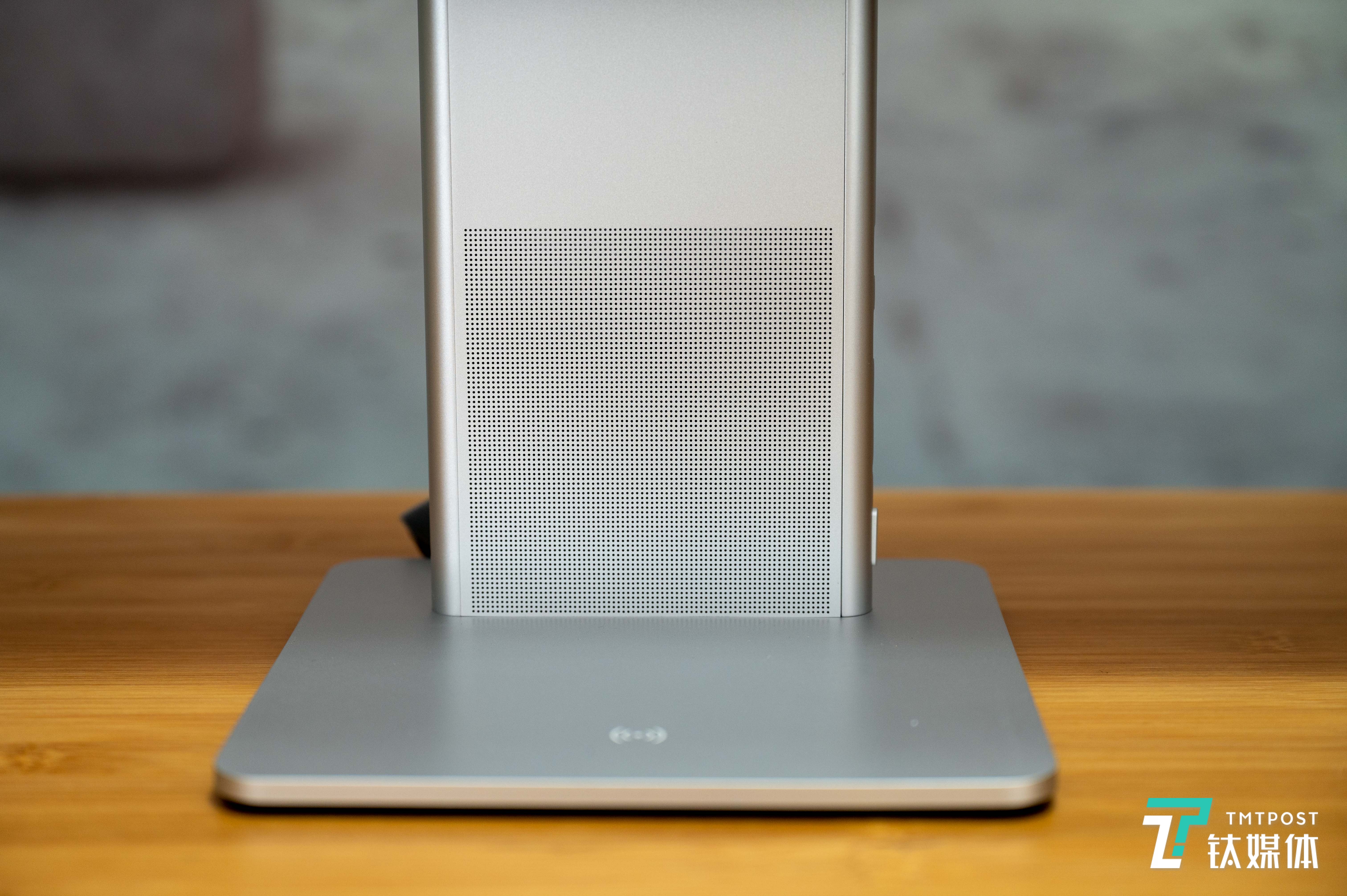 大面积扬声器开孔