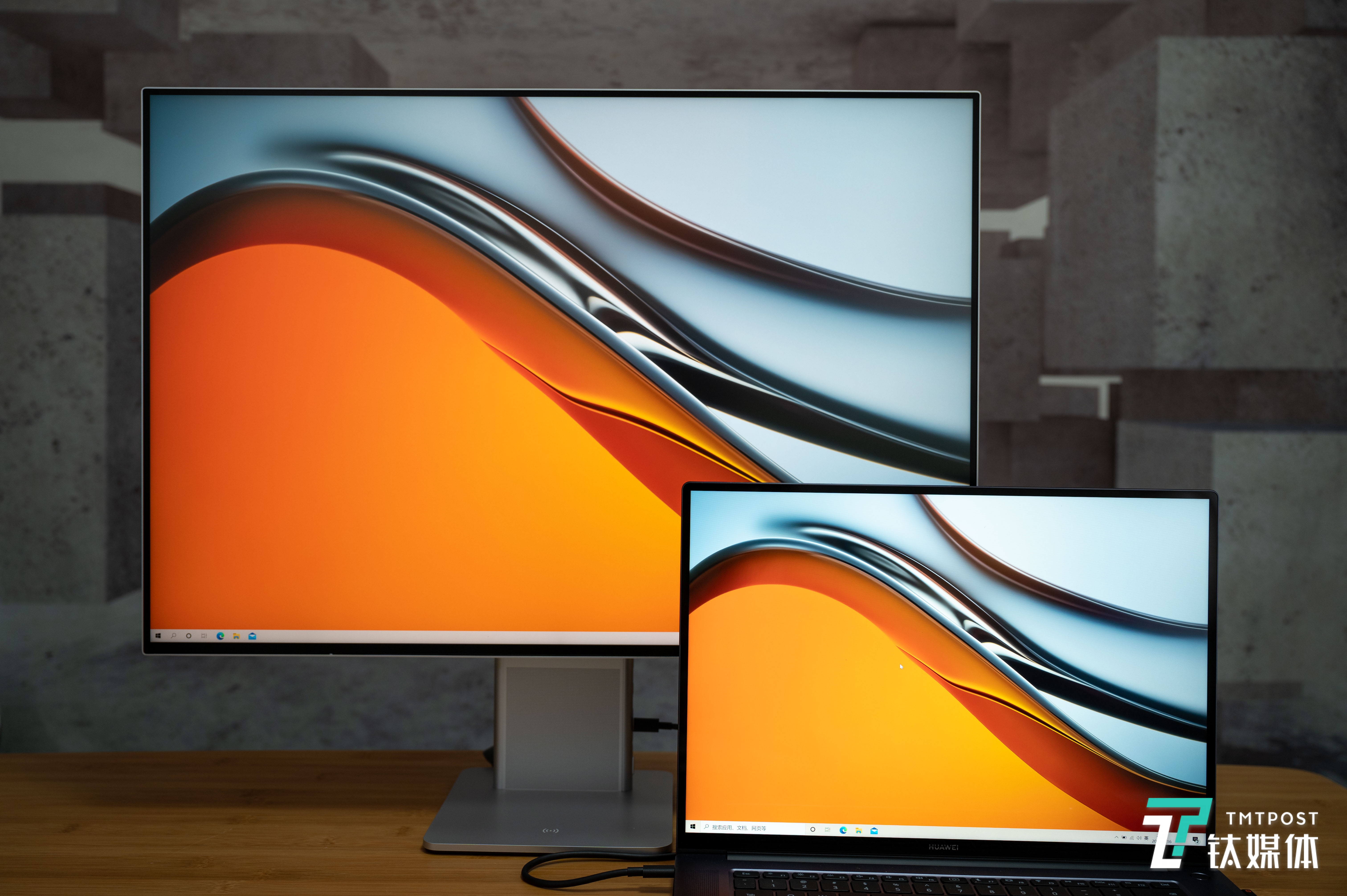 与笔记本相同的比例设计