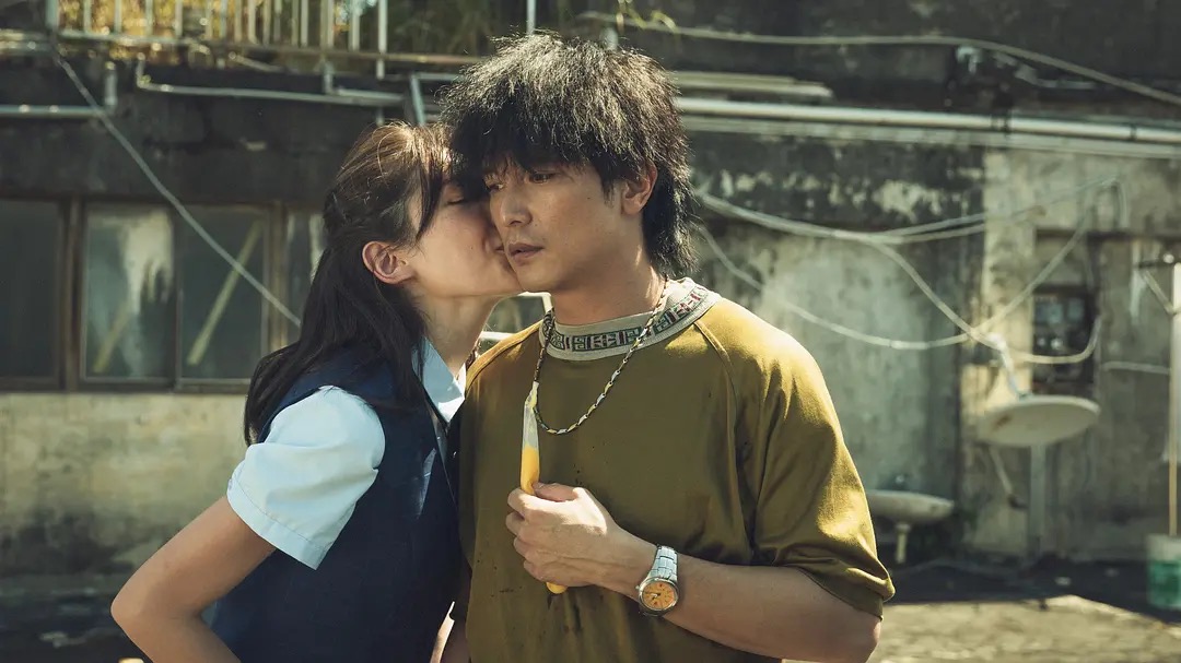 “海王”再就业，在抖音小红书教女生谈恋爱