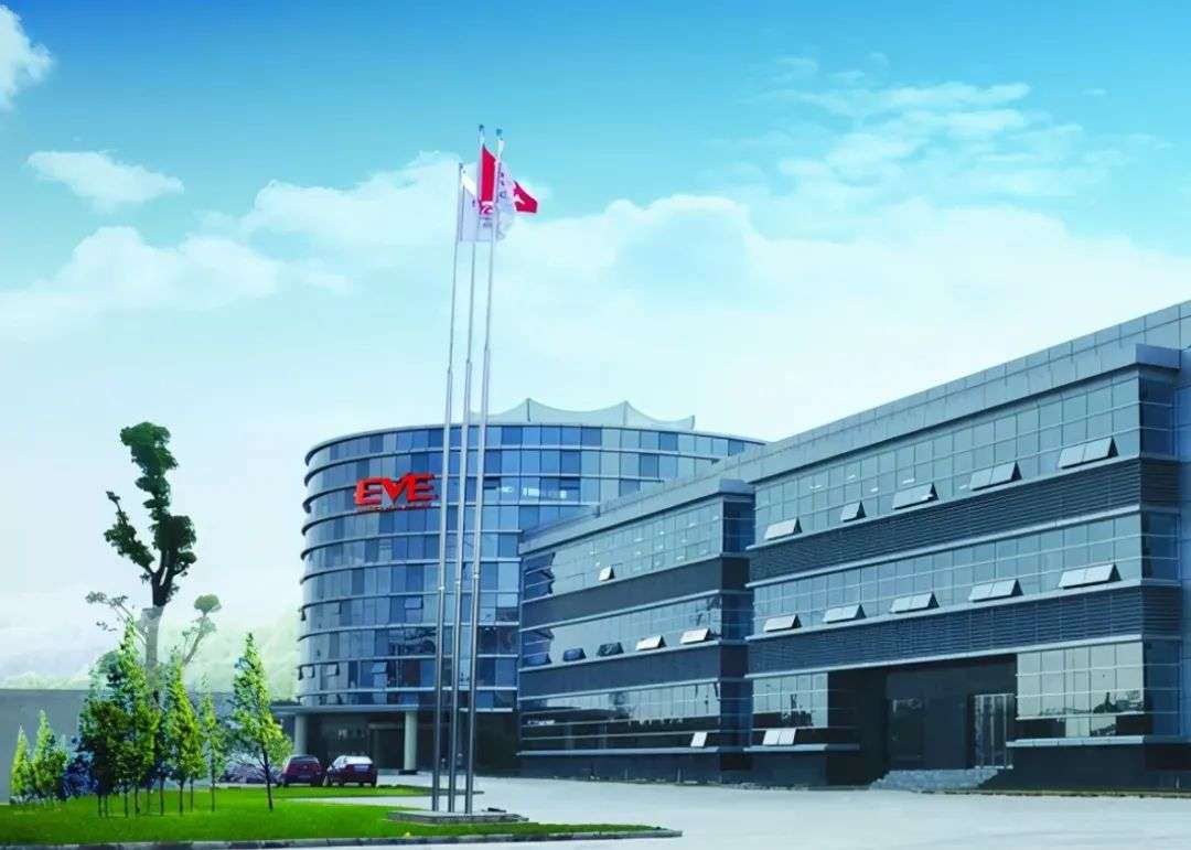 亿纬锂能：低配版的宁德时代？