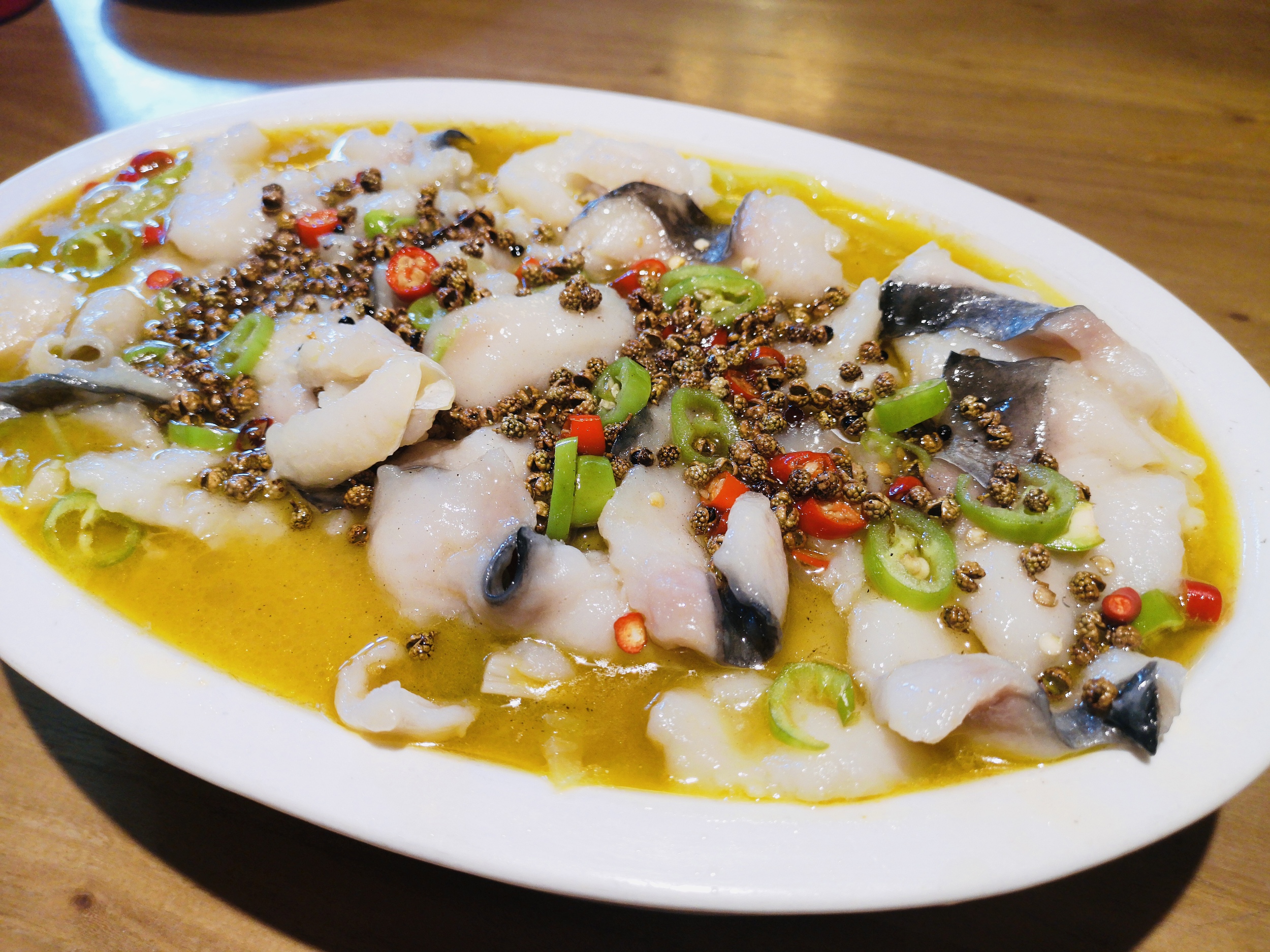 年倒闭上万家门店，酸菜鱼还值得做吗？