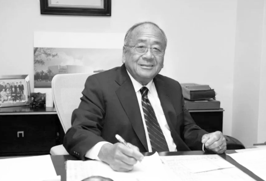 李锦记掌门人离世：他是香港富得最长最强的豪门当家人