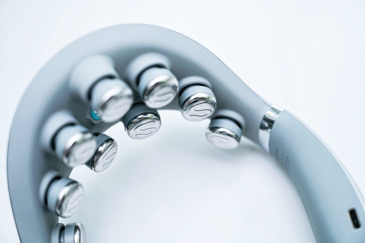 首创9D仿人手推揉+双脉冲，SKG颈椎按摩仪G7 Pro按摩体验