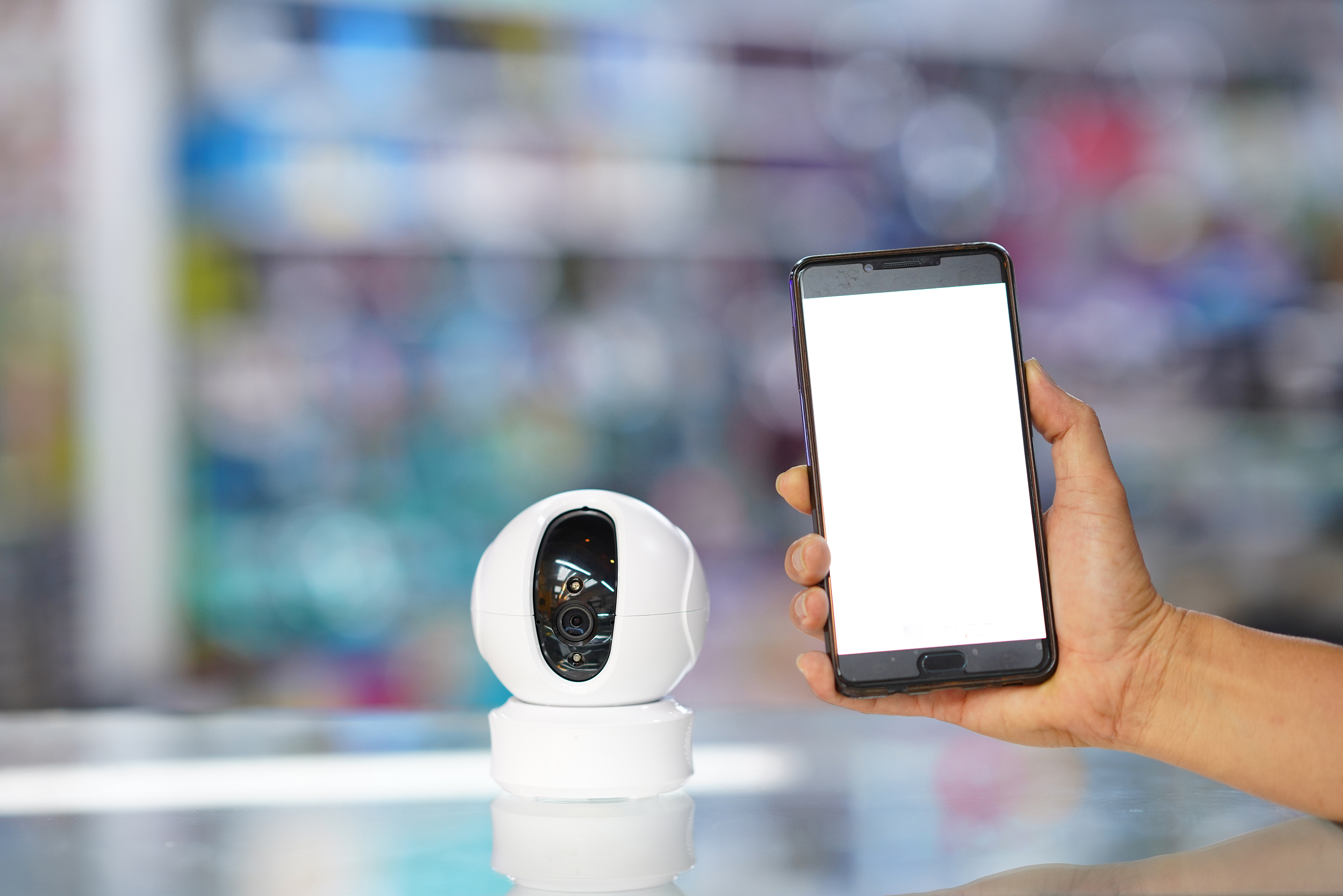 屏下摄像头技术，终修成正果？