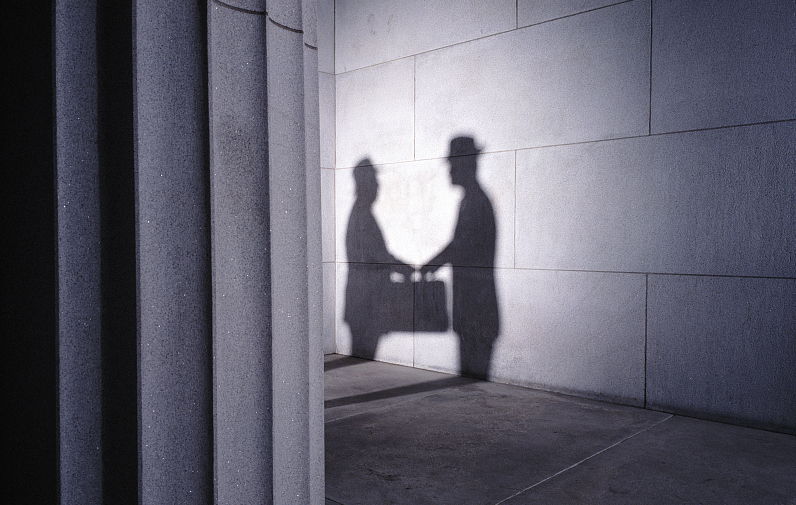 线上售假产业转移，短视频、社交平台被假货攻陷？