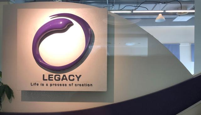 32岁女投资人心理培训课上去世，背后组织陷“传销”“PUA”风波