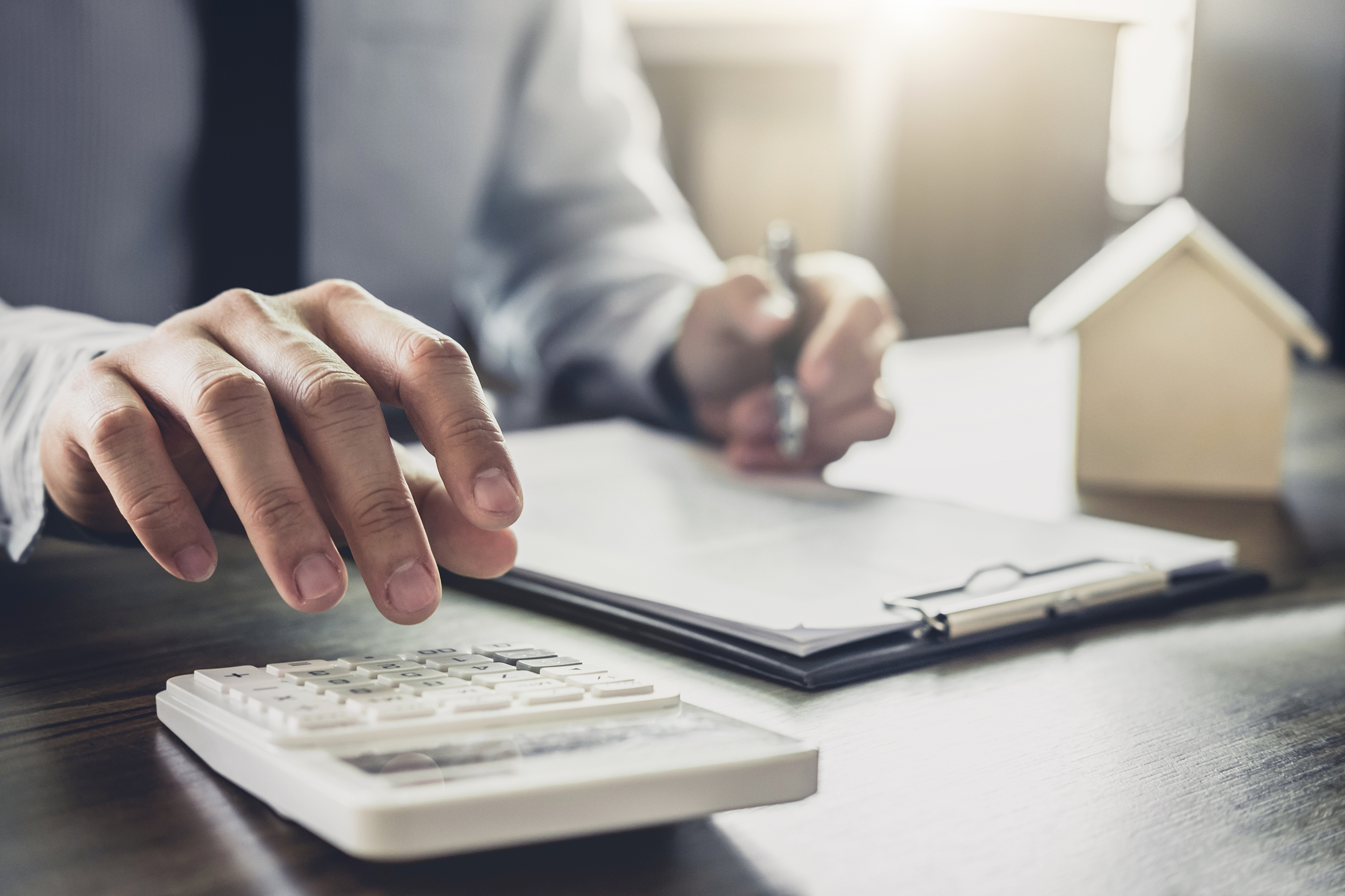 高瓴、经纬、腾讯纷纷押注财税赛道，已有9万家企业入局厮杀