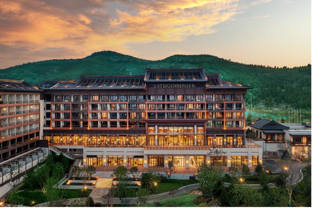 疫情反复之下，华住的业绩扛住了考验？