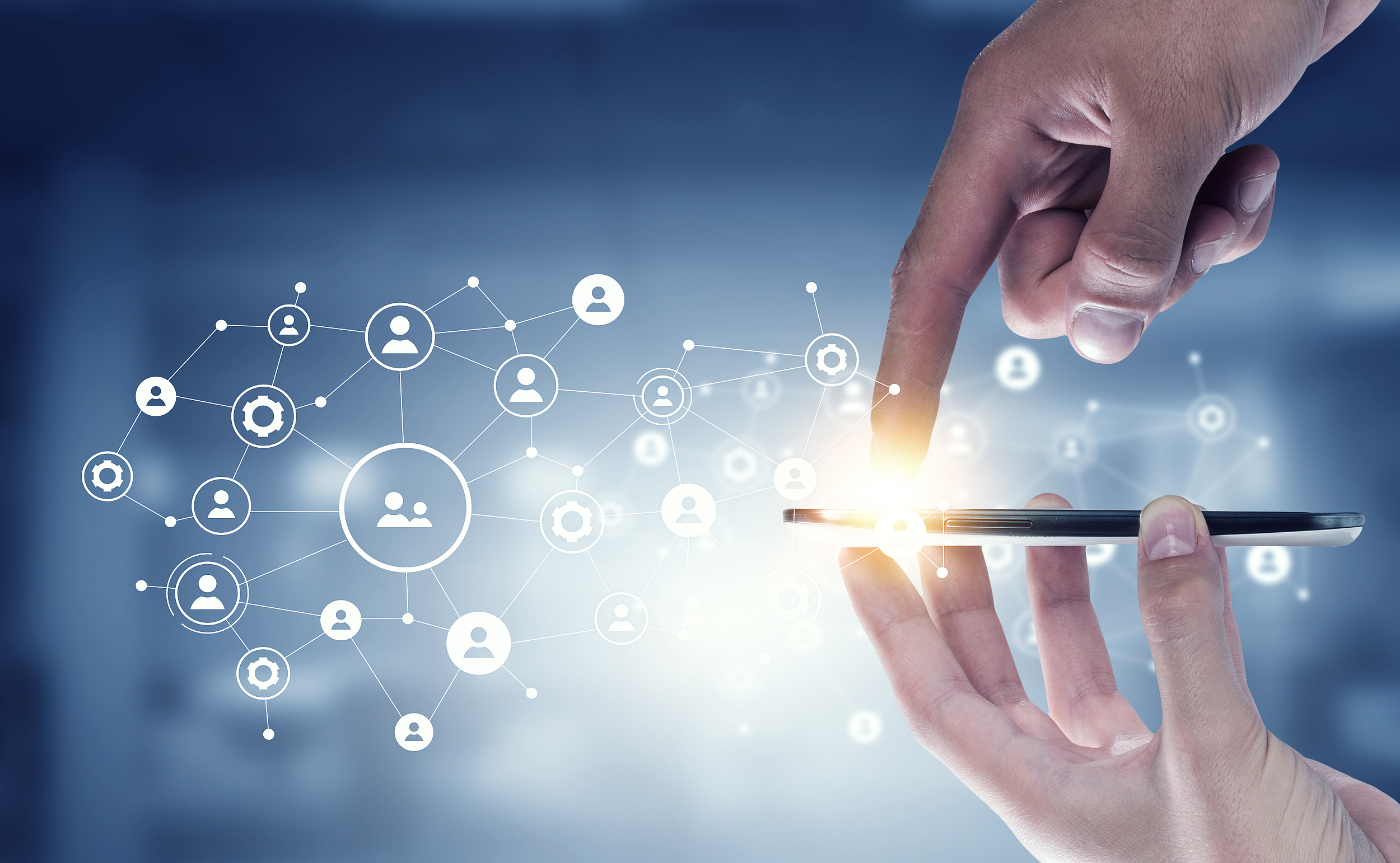 腾讯千亿投入背后，互联网变天了？