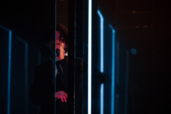 顶流歌手被质疑“割韭菜”，数字专辑新模式遭遇“流量腐蚀”