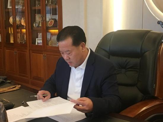 800元起家，一跃成为“资本教父”，如今800亿帝国究竟为何坍塌？