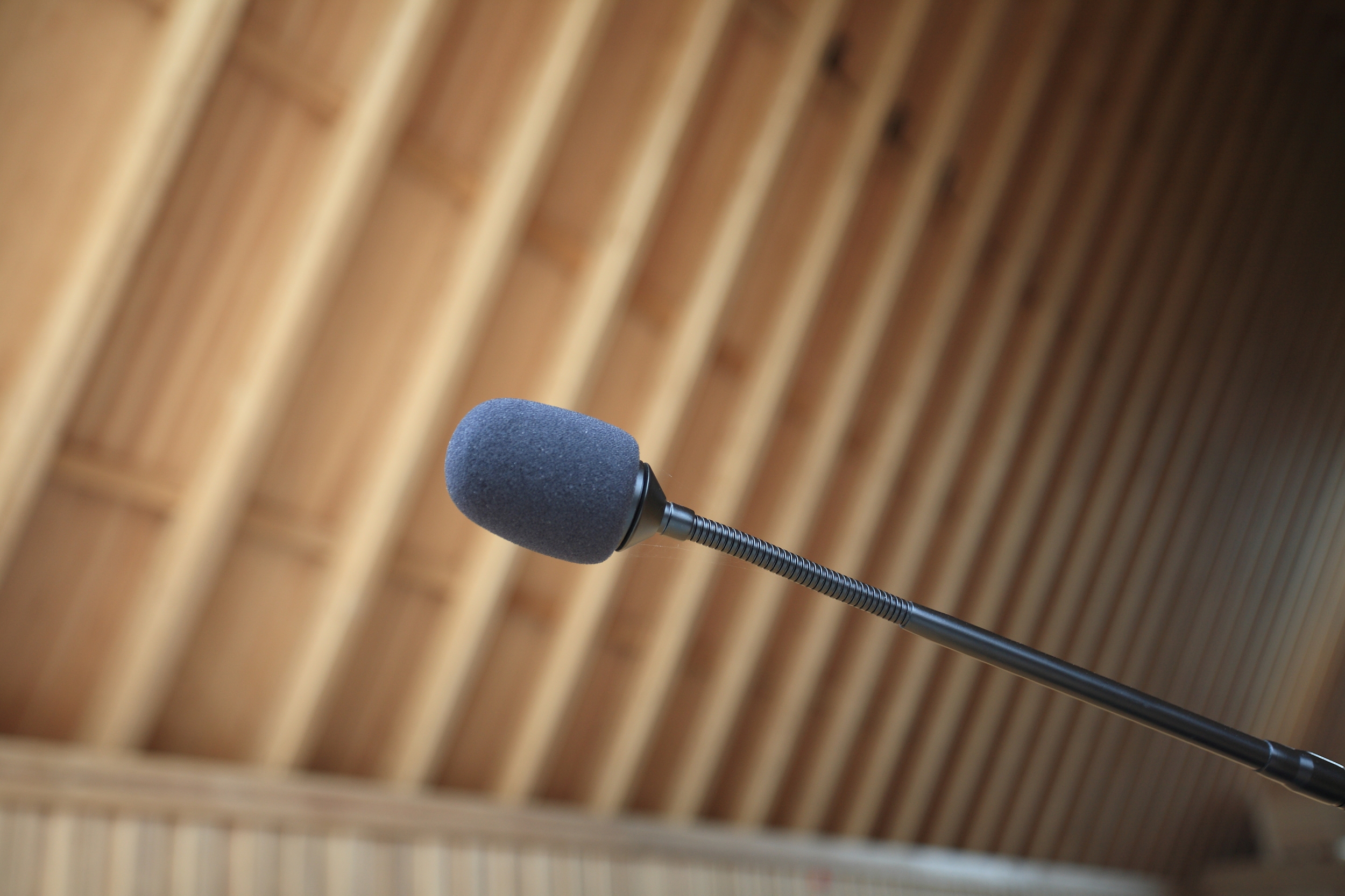 “声意” 不好做