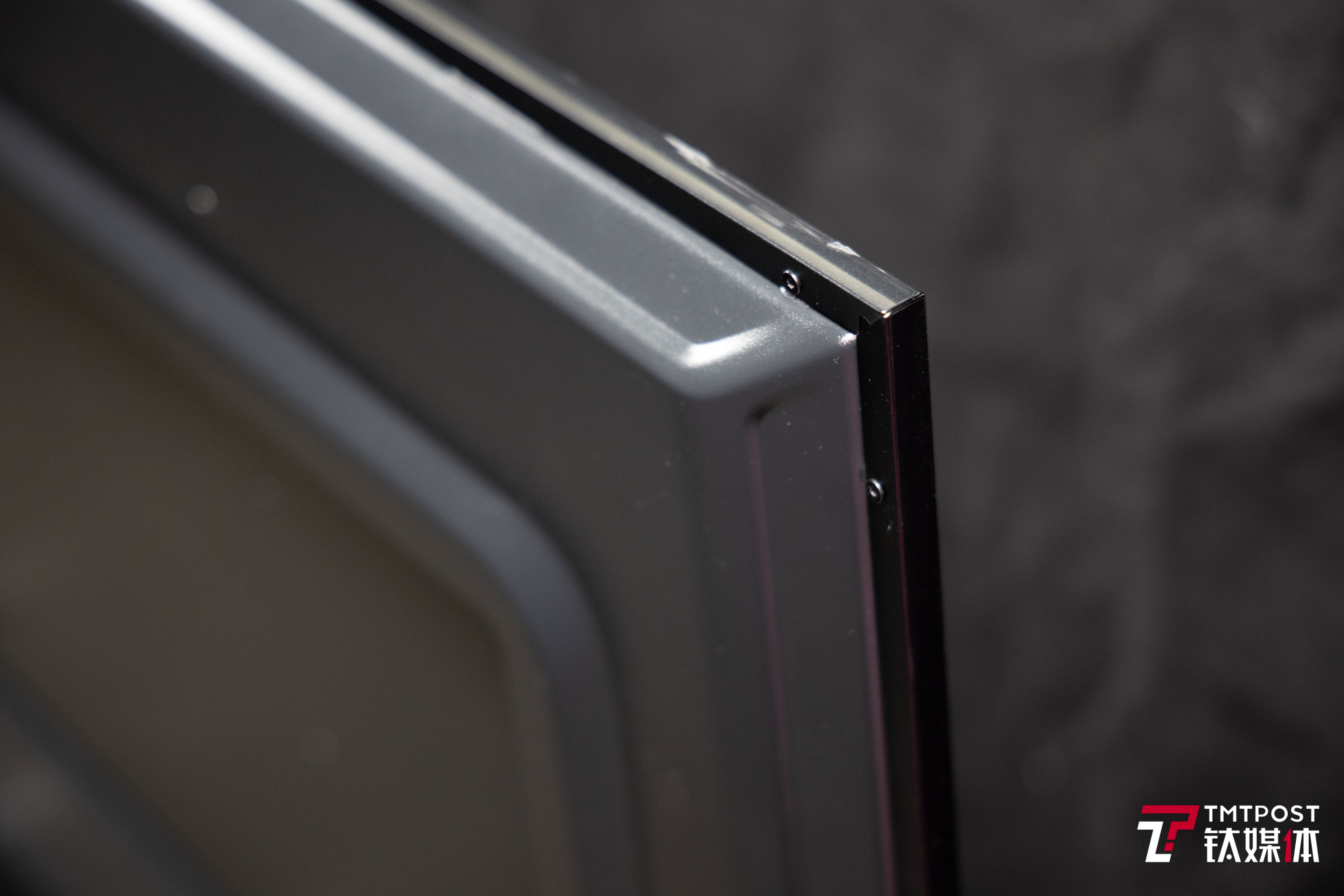 Redmi X65 2022款-边框