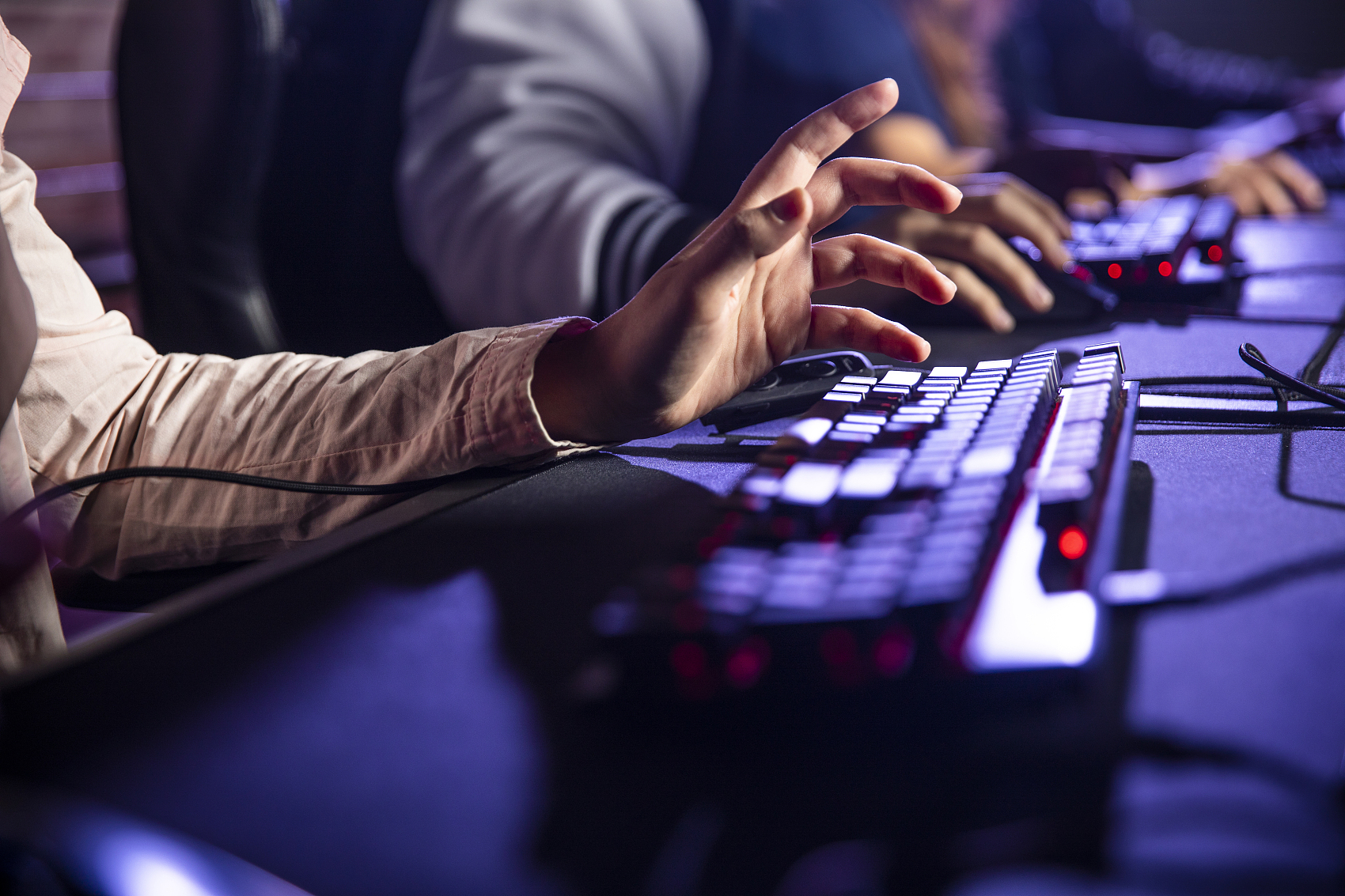 千亿电竞行业的光荣与梦想