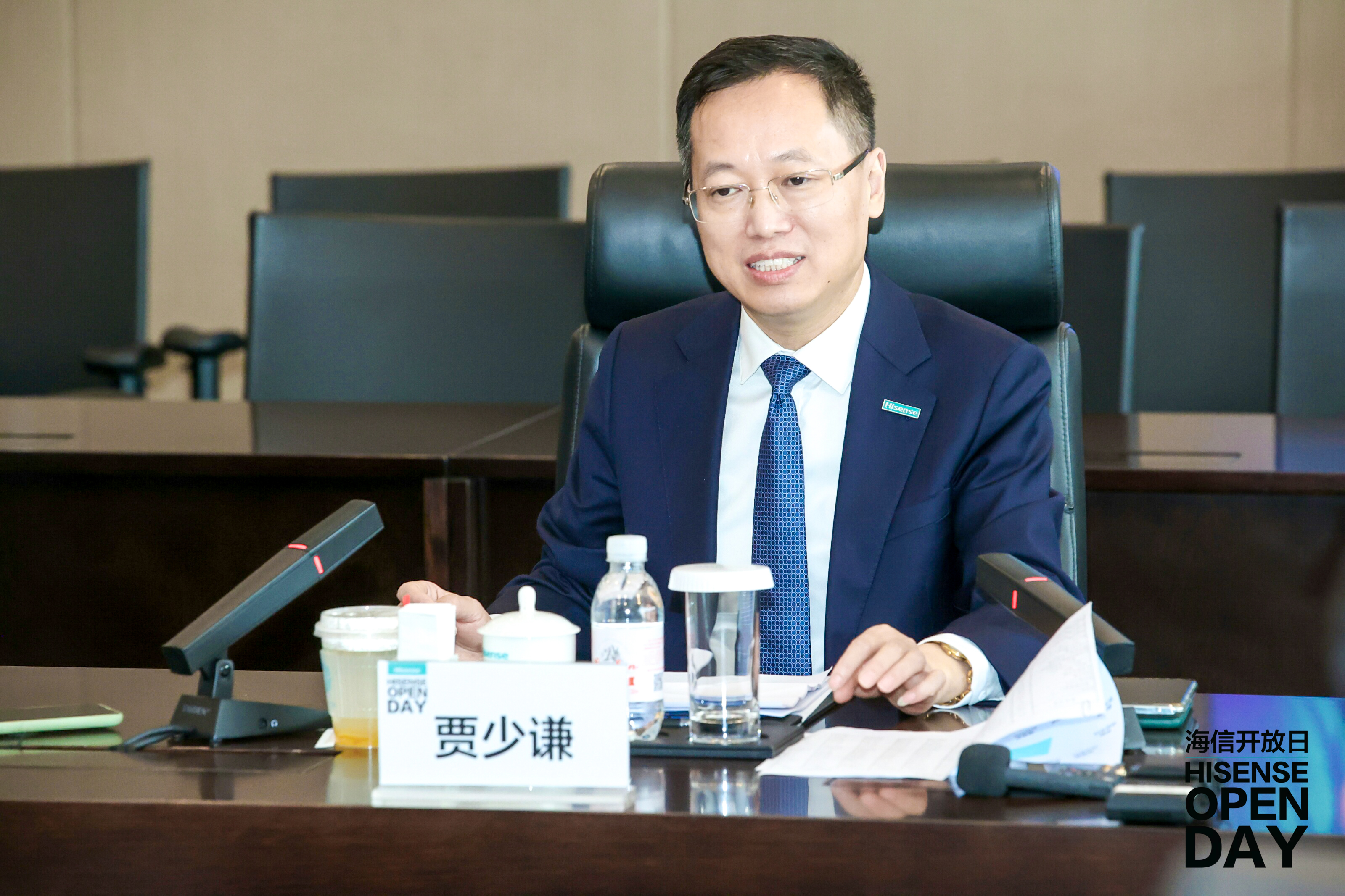 既要“修堤”、也要“出海”，海信的蓝图已经展开