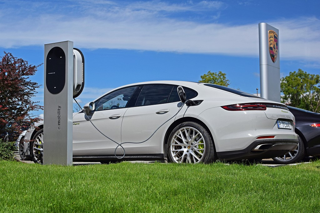 资本政策双爆发，新能源汽车换电站变天了？