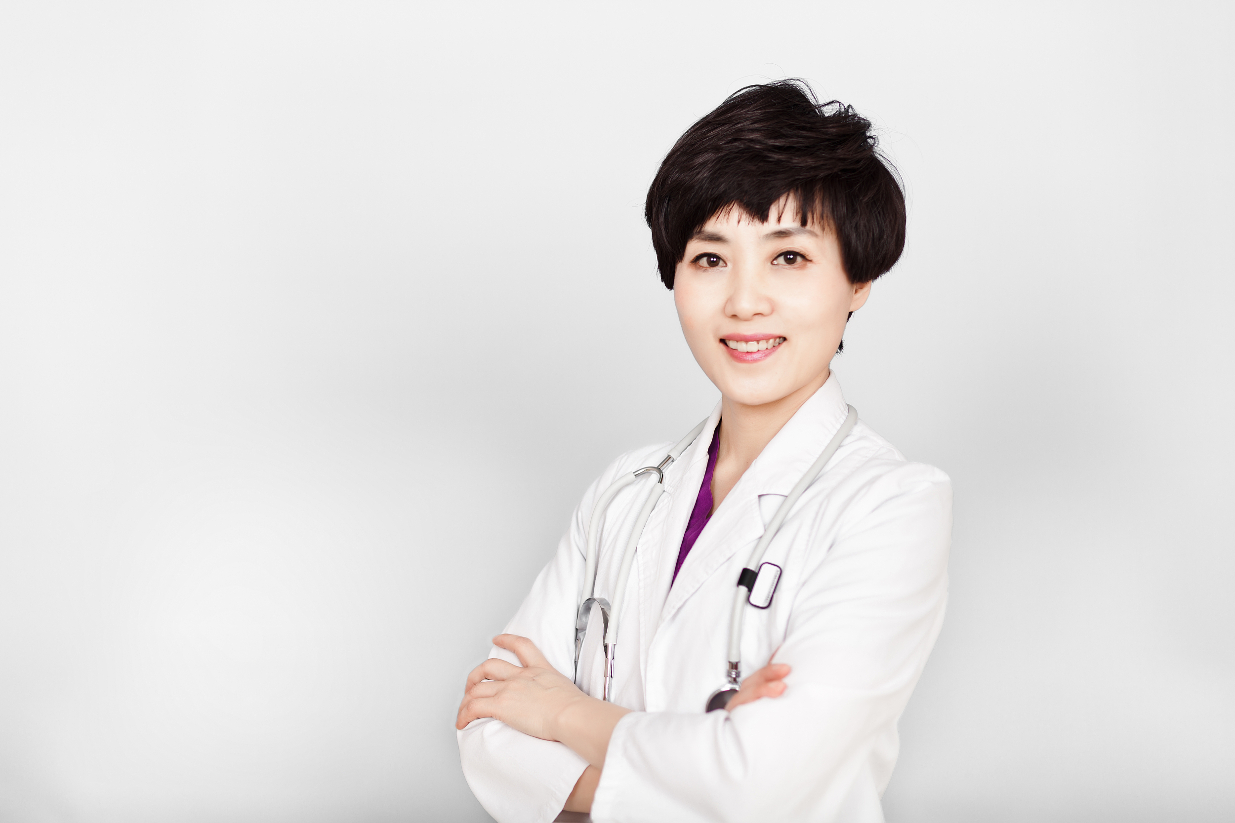 协和急诊女超人变药企CMO，辞别公立医院后“于莺们”做了什么？