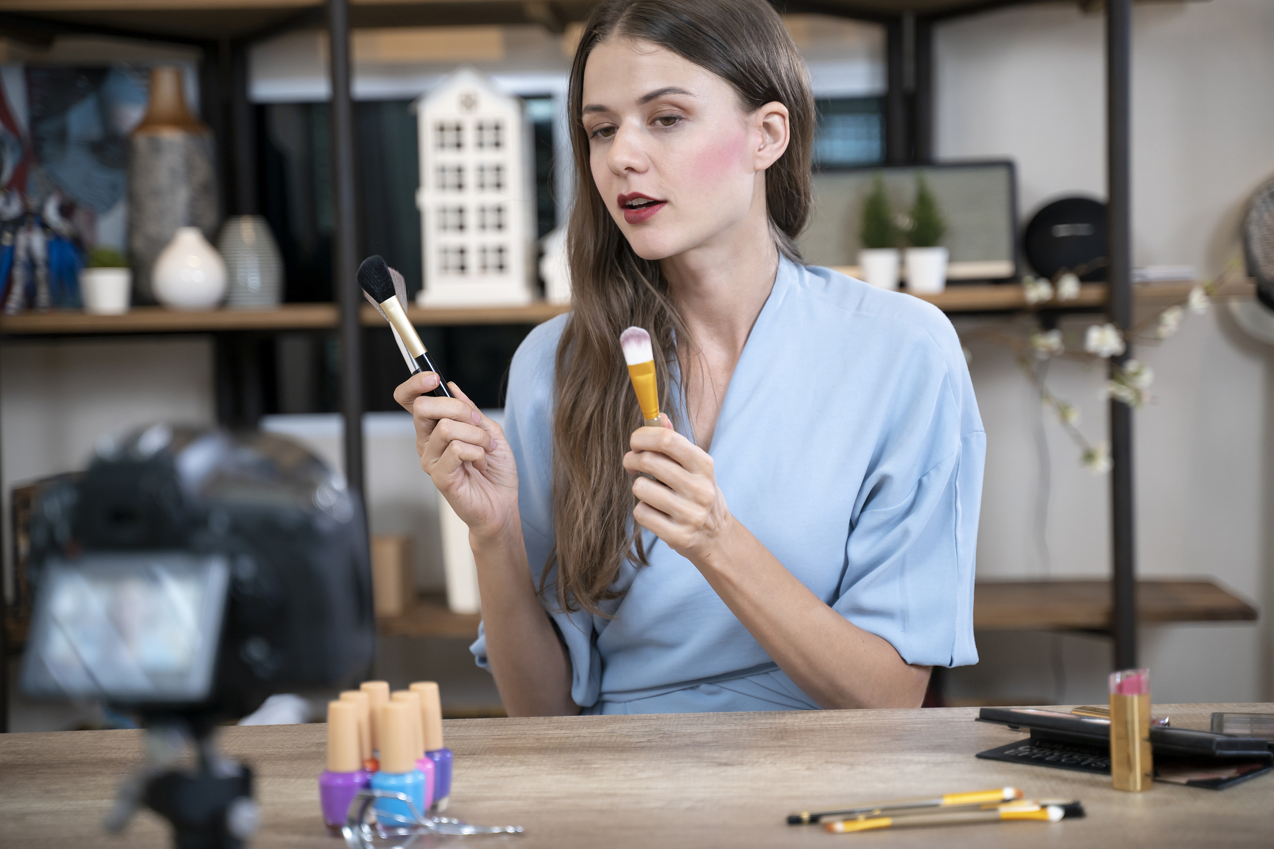 直播生意的双11：抖音上种草，淘宝上增长