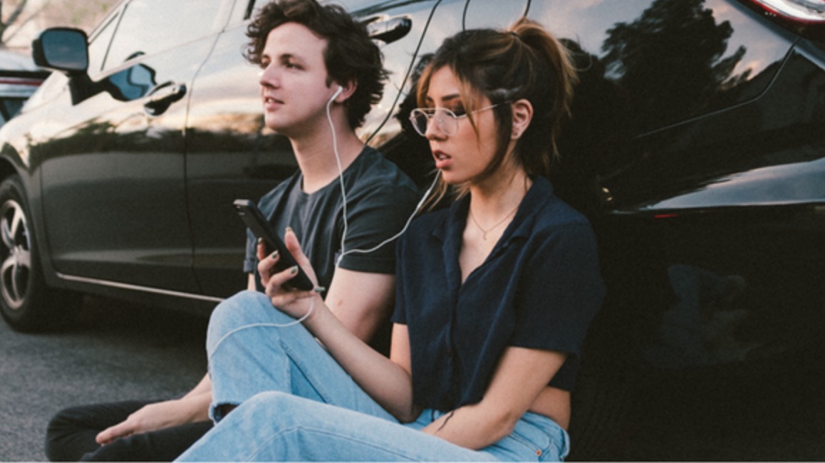 东风西渐：美国老铁在中国App里狂欢