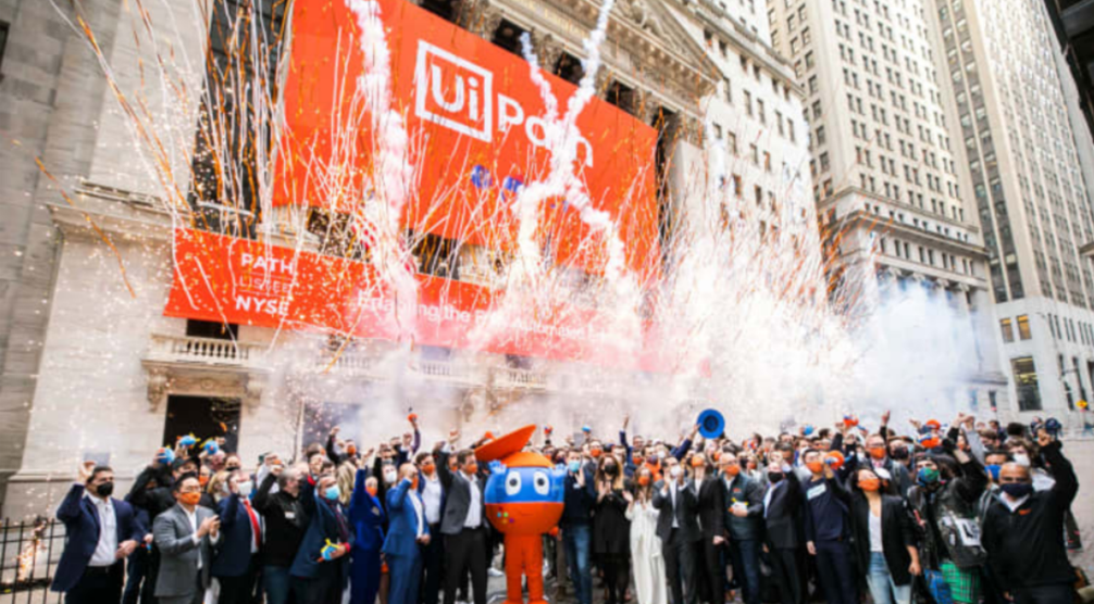 UiPath：人手一个机器人的故事不好讲