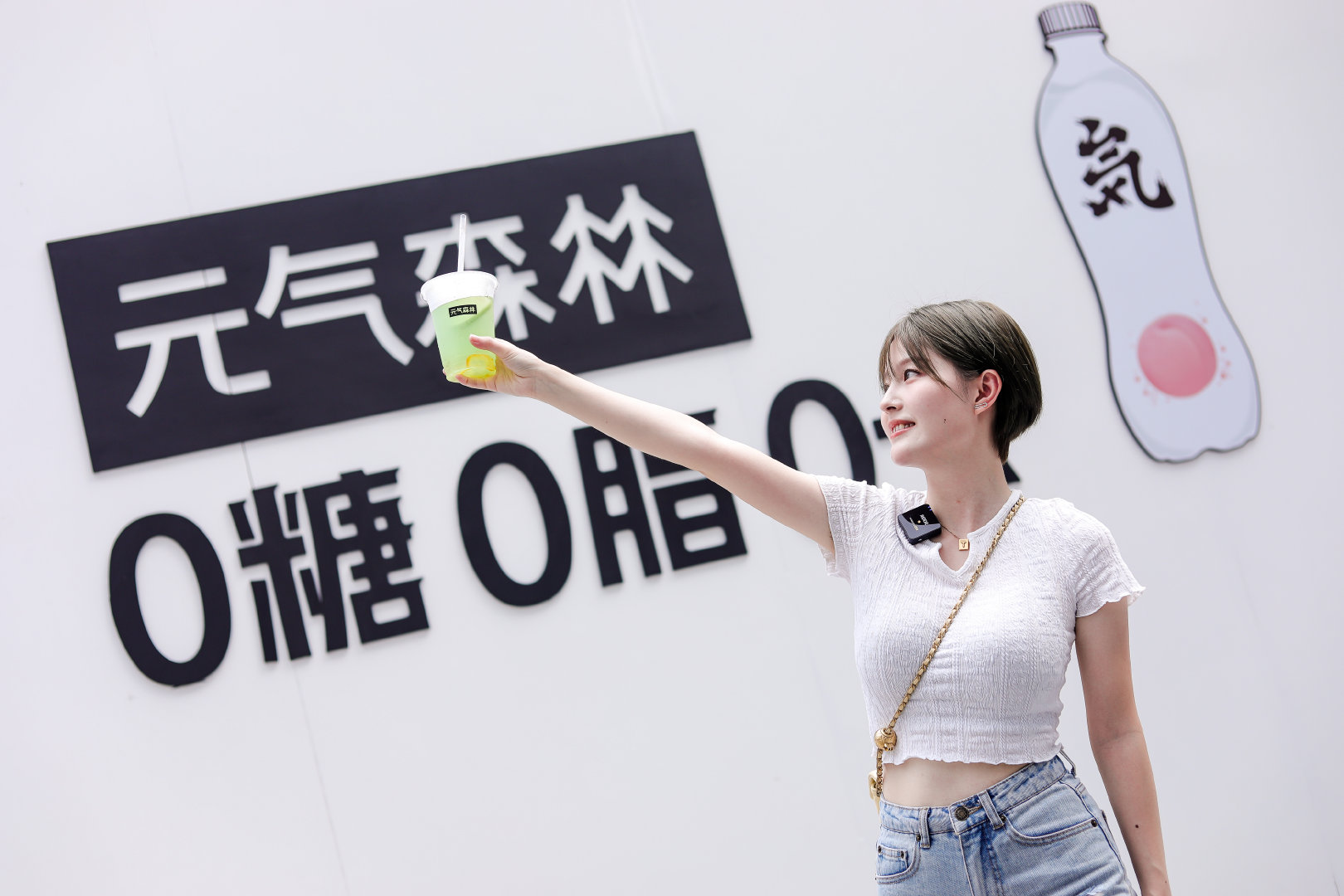 “捧杀”元气森林