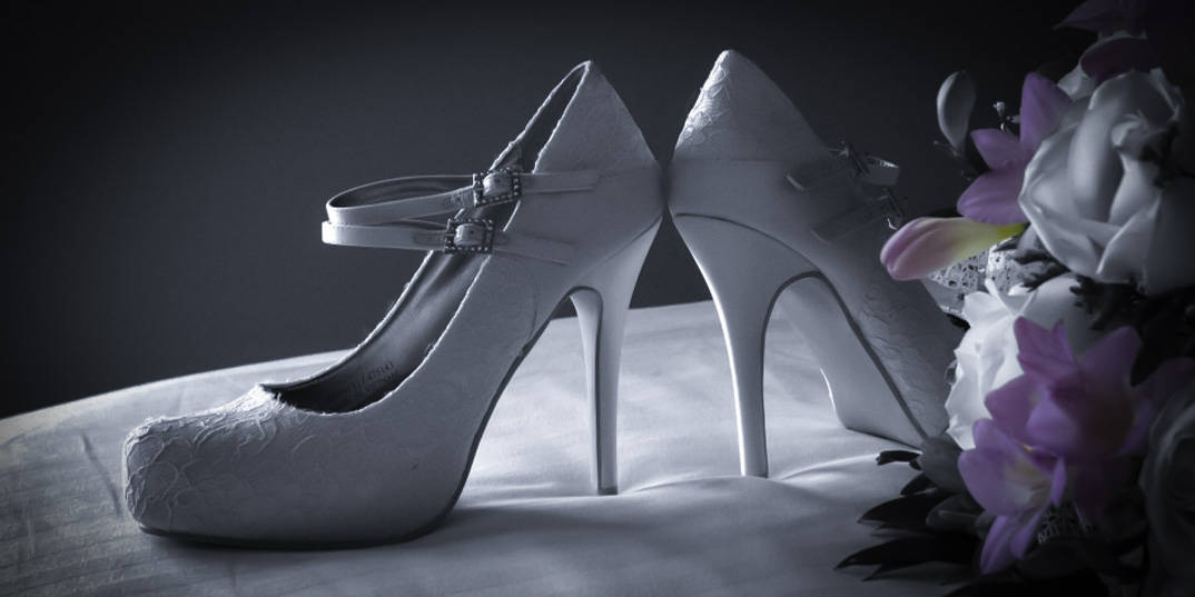 高跟鞋为何不香了