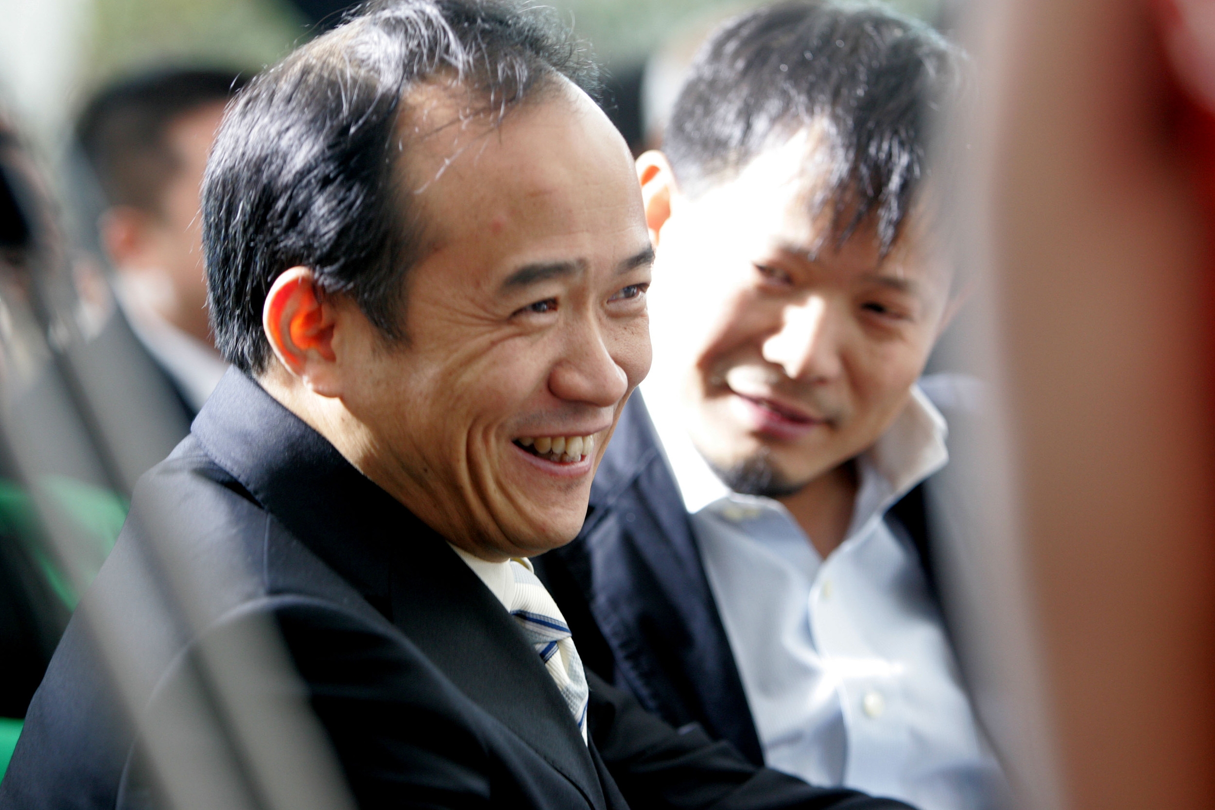 顾雏军与兰世立：疯狂的石头