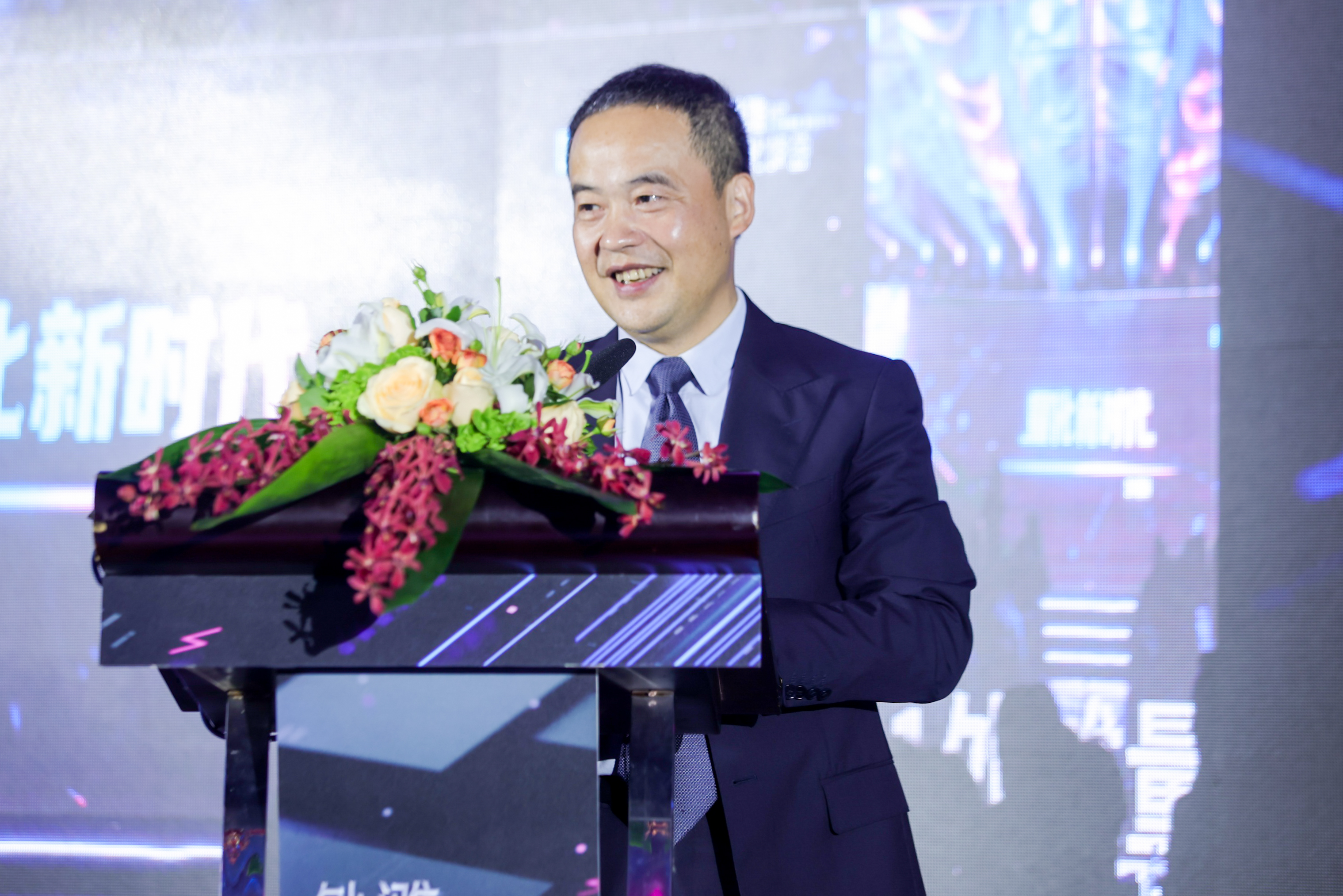 恒生电子总裁刘曙峰：数智化是未来十年改变行业格局的核心力量｜探路2022